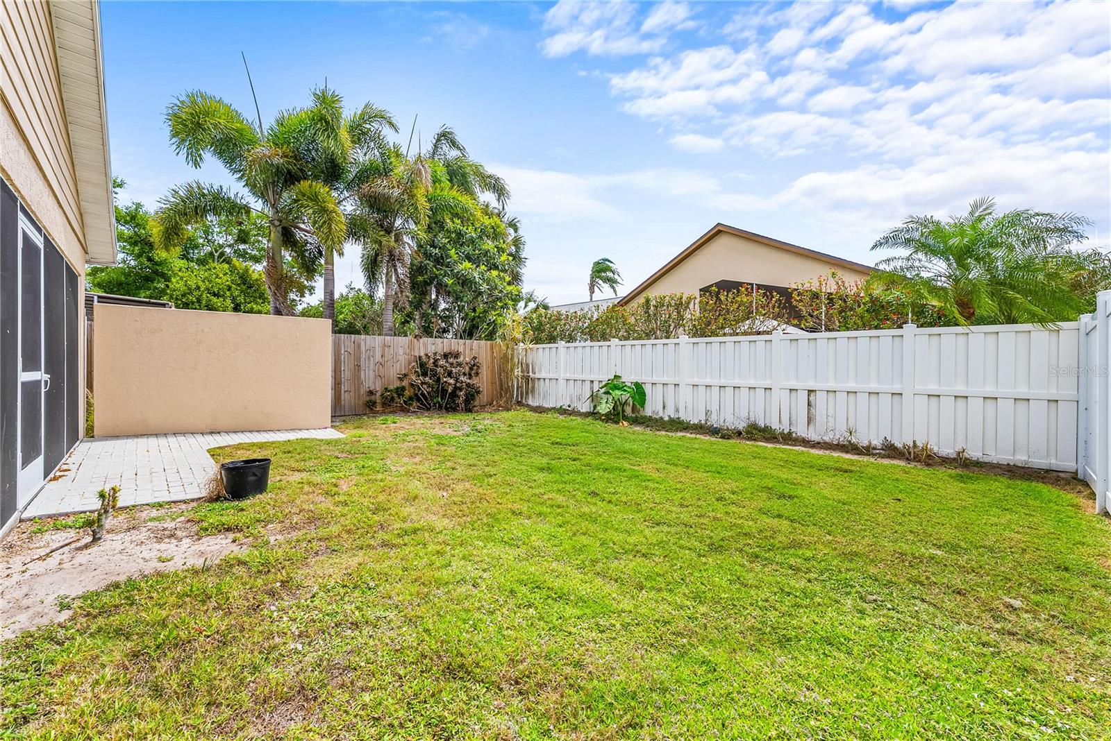 Image 36 of 63 For 3454 Yonge Avenue 79