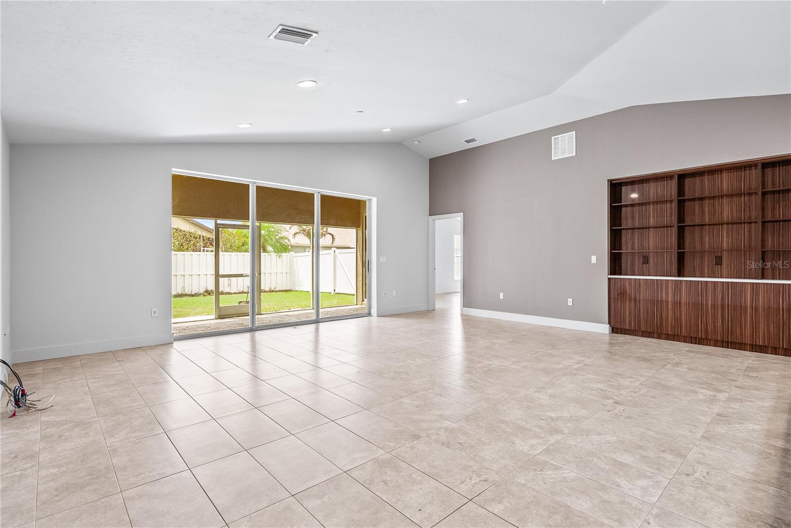 Image 8 of 63 For 3454 Yonge Avenue 79