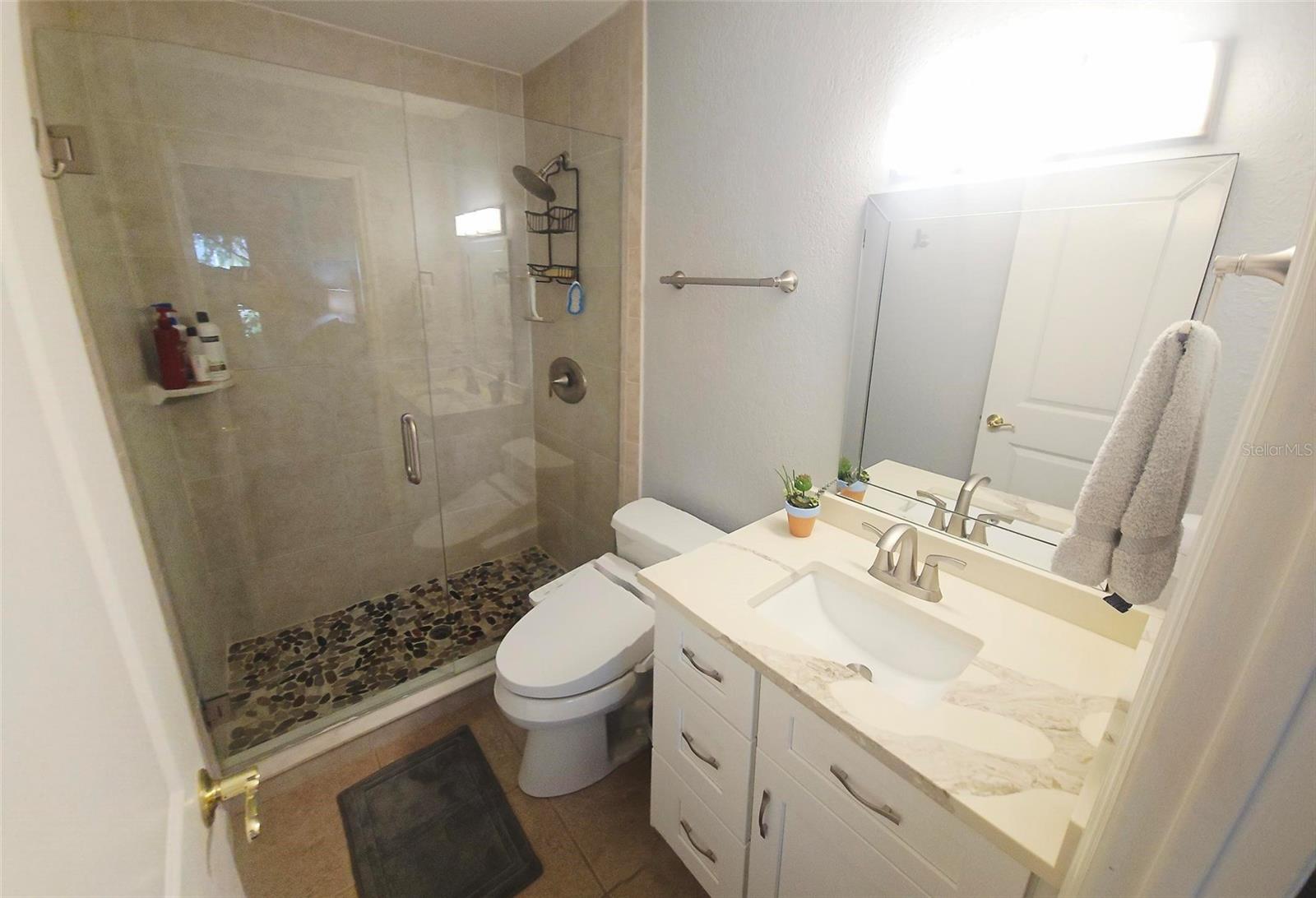 Image 13 of 40 For 850 Tamiami Trail 308