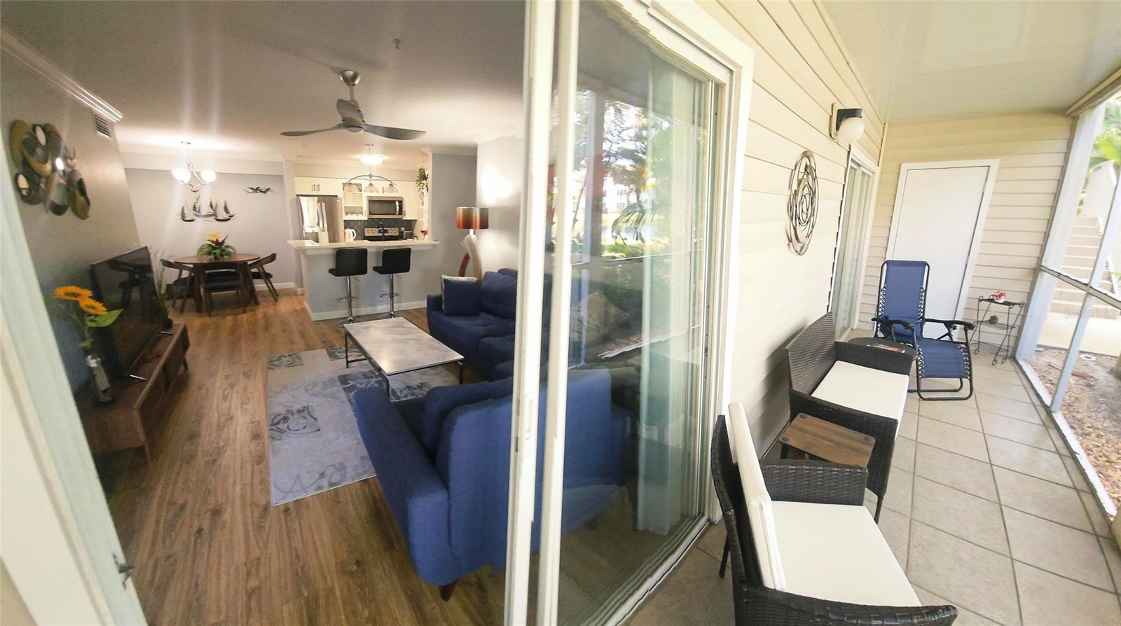 Image 4 of 40 For 850 Tamiami Trail 308