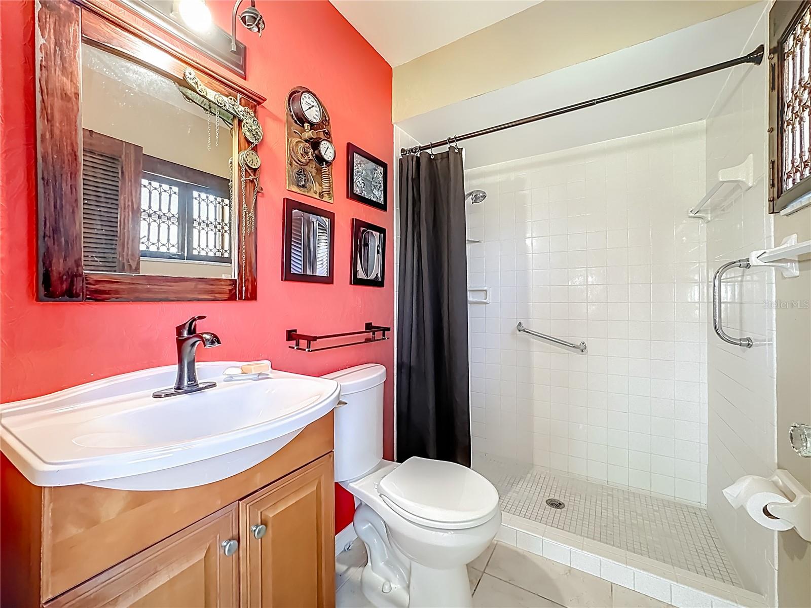 Image 17 of 40 For 4523 Independence Drive