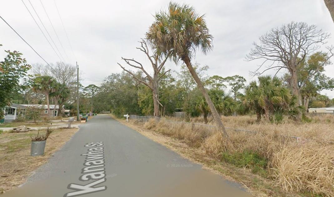 Image 4 of 7 For 858 Kanawha Street