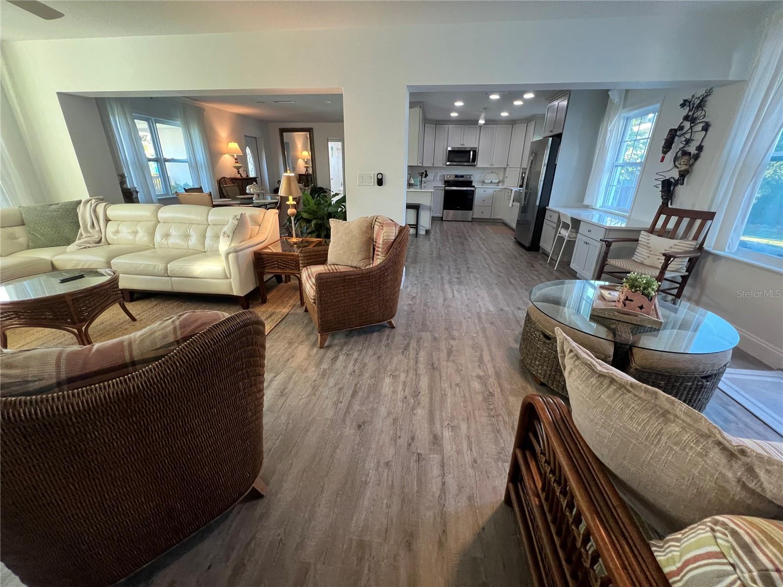 Image 5 of 10 For 4620 7th Avenue W