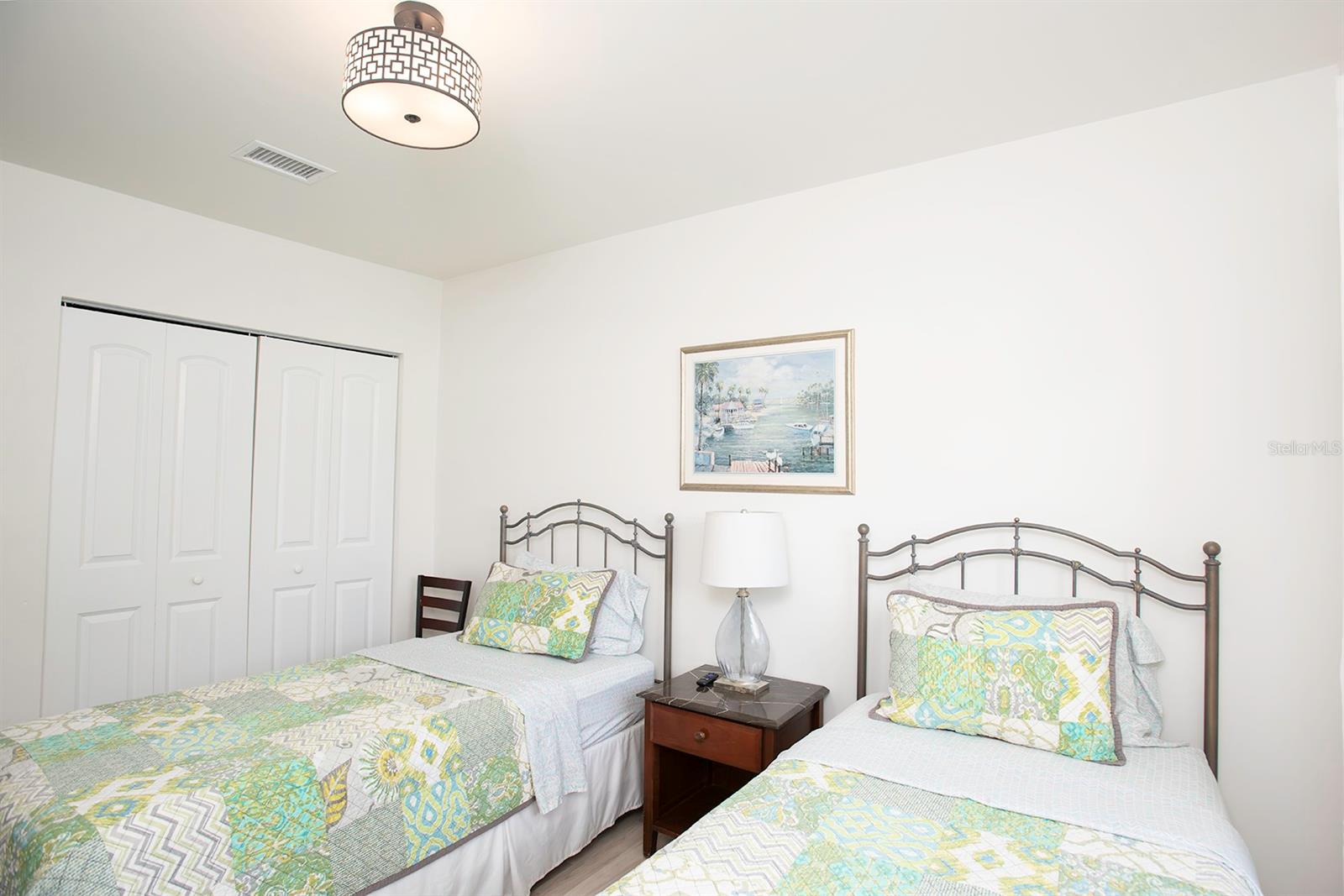 Image 20 of 34 For 519 51st Street W