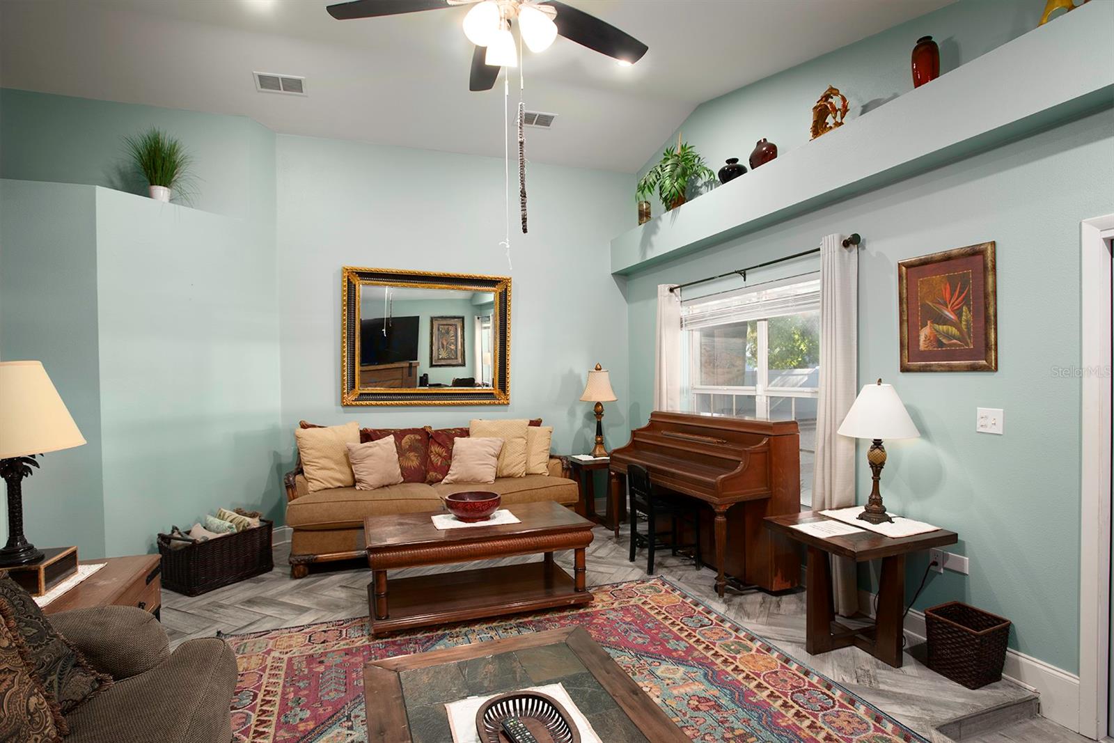 Image 23 of 34 For 519 51st Street W