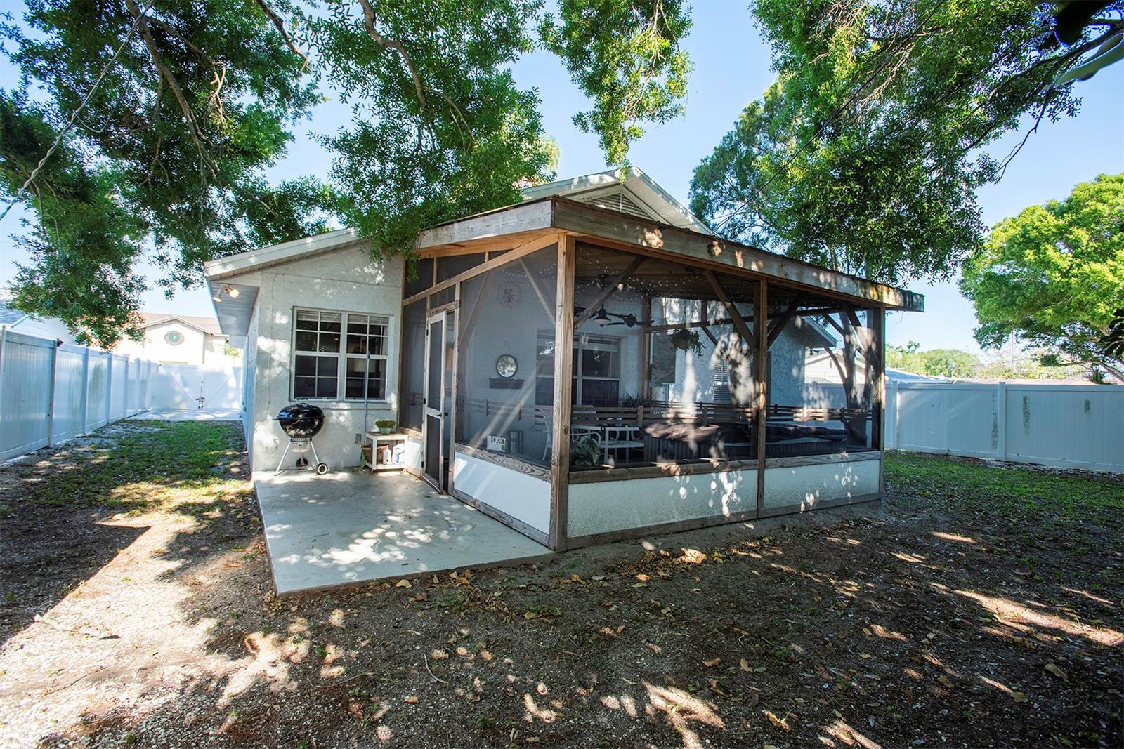 Image 29 of 34 For 519 51st Street W