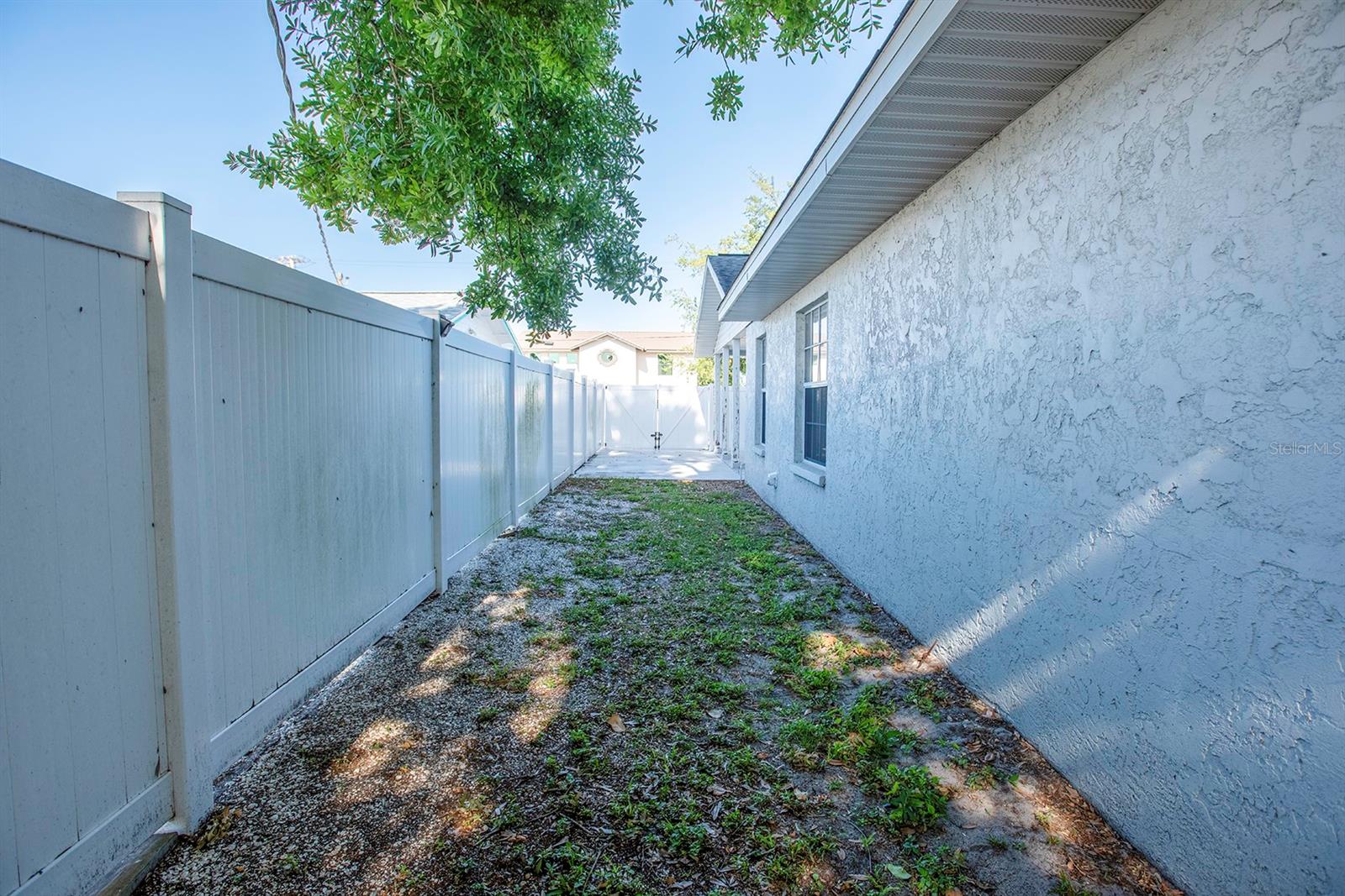 Image 32 of 34 For 519 51st Street W