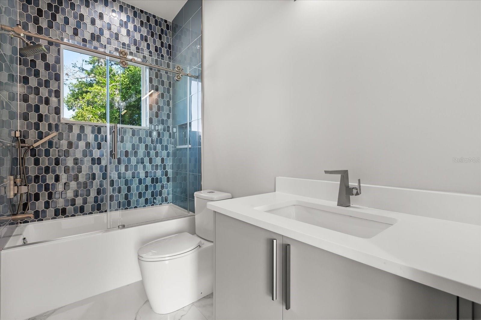 Image 37 of 55 For 1521 Chestnut Avenue