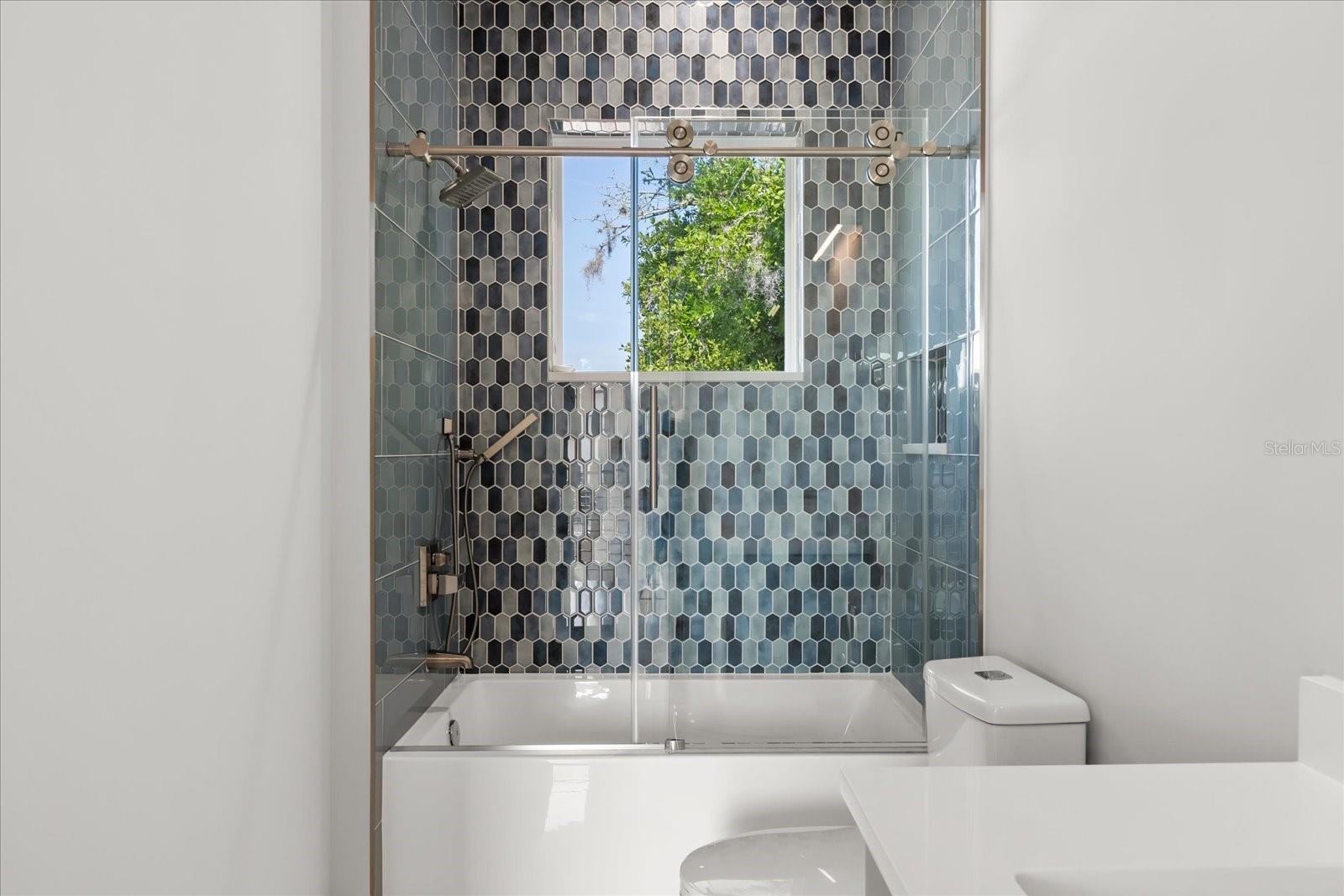 Image 38 of 55 For 1521 Chestnut Avenue