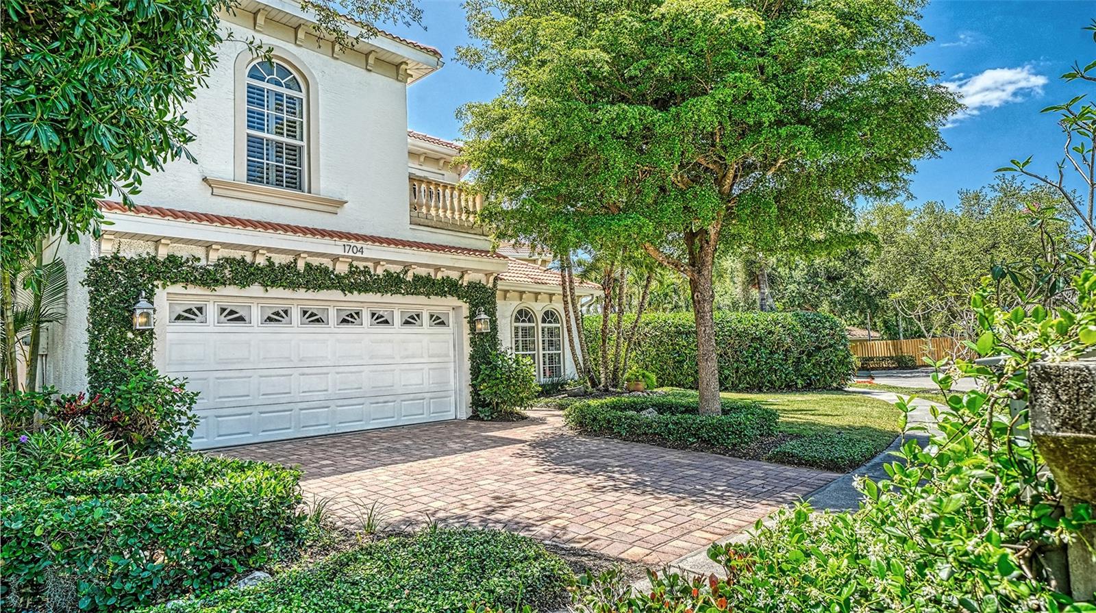 Image 3 of 47 For 1704 Fortuna Street