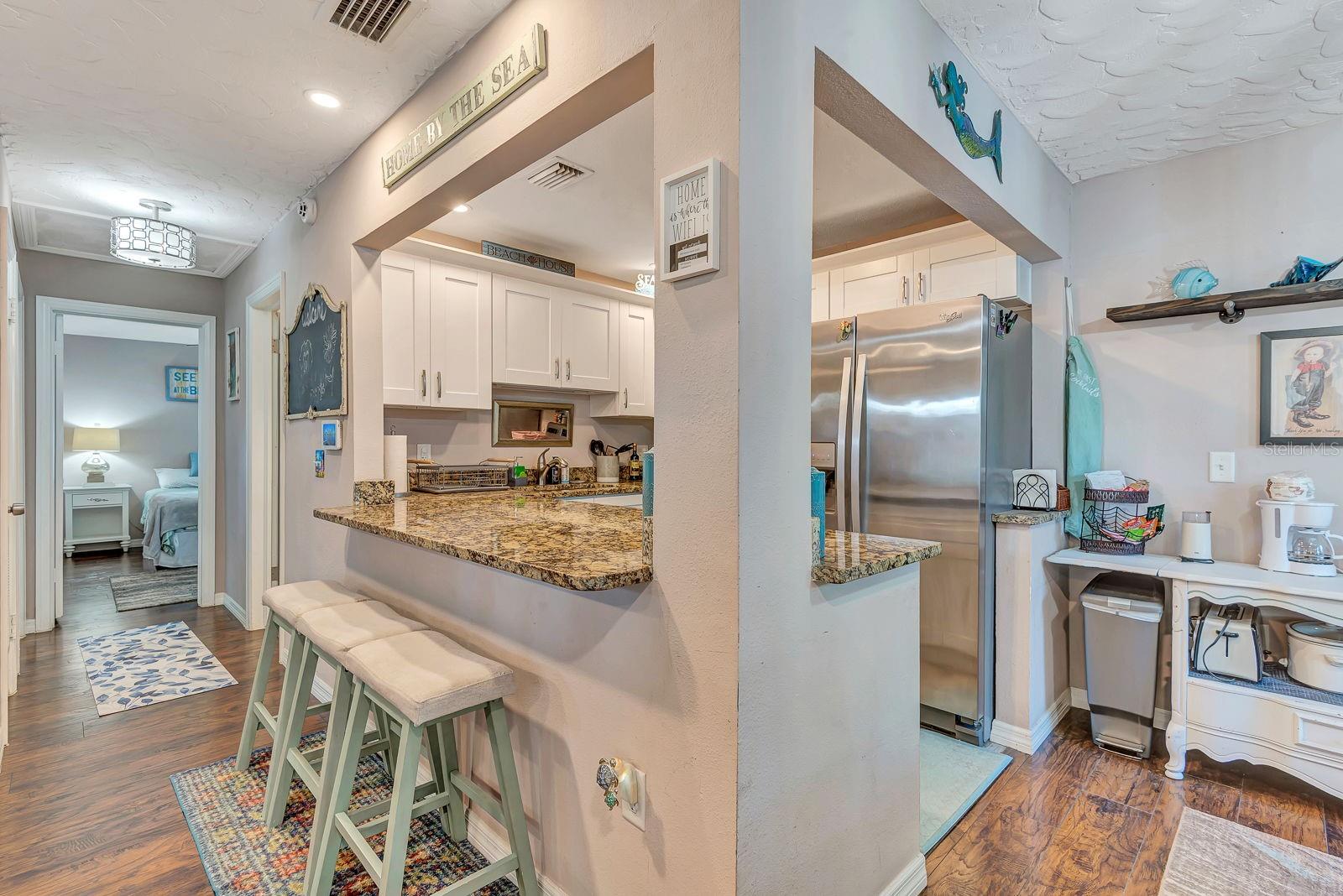 Image 20 of 52 For 710 31st Street W