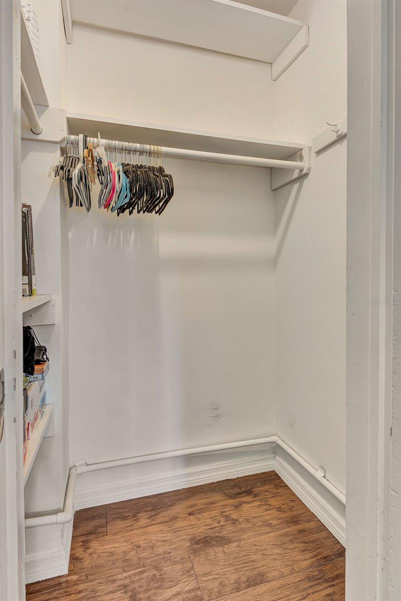 Image 33 of 52 For 710 31st Street W