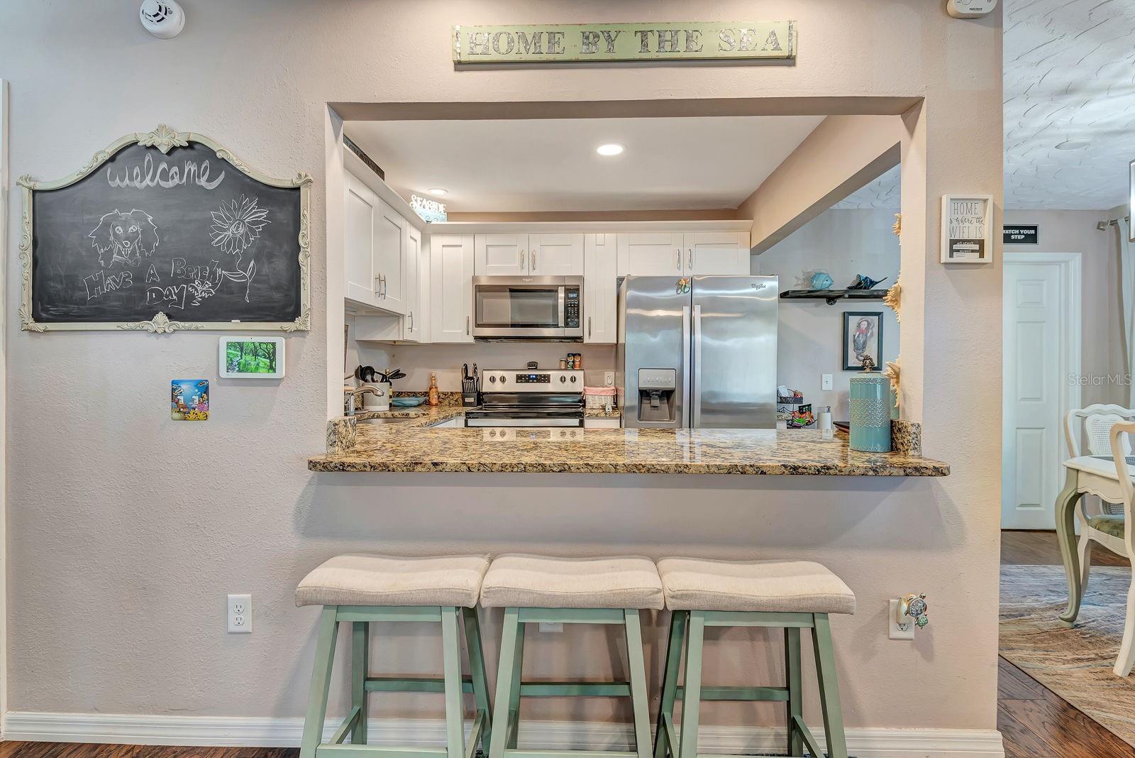 Image 4 of 52 For 710 31st Street W