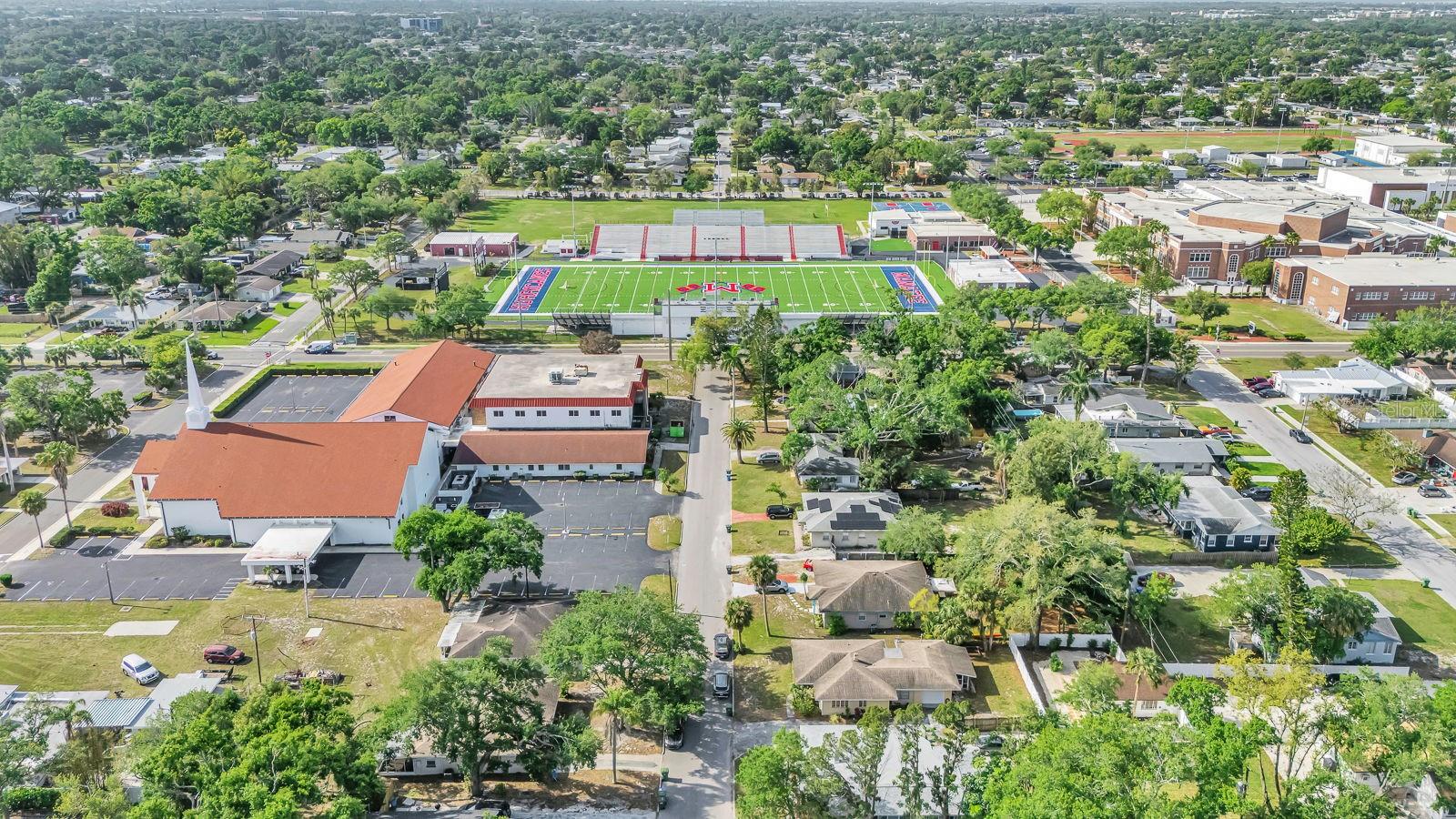 Image 49 of 52 For 710 31st Street W