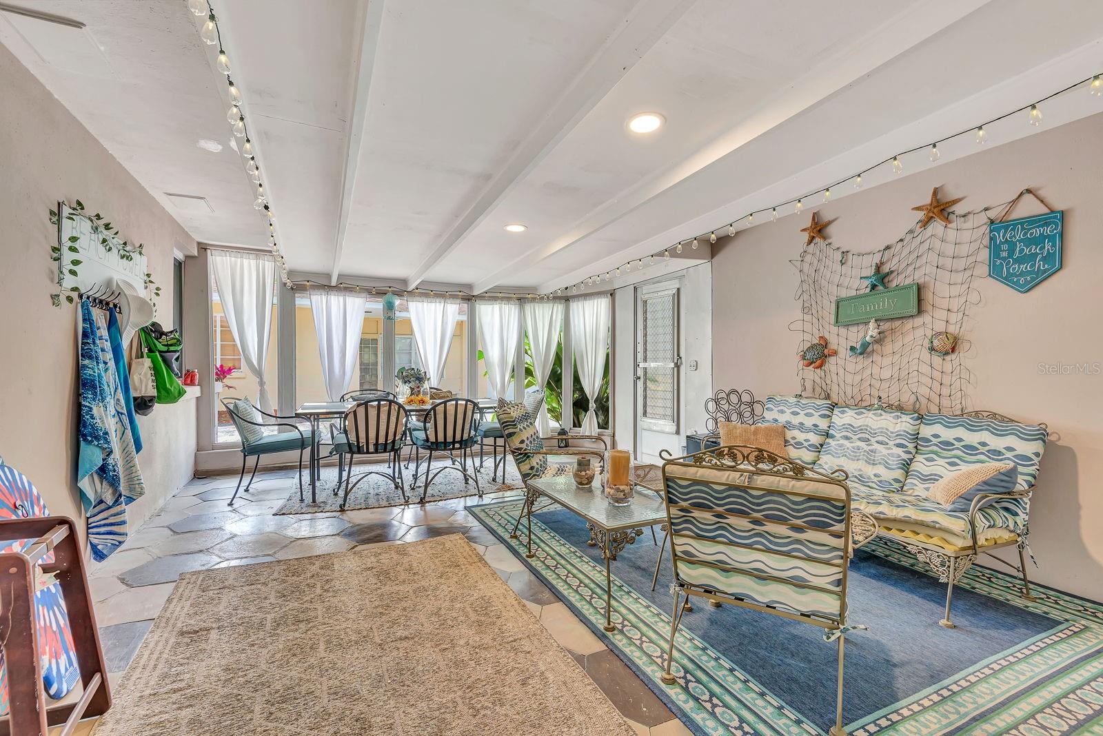 Image 6 of 52 For 710 31st Street W