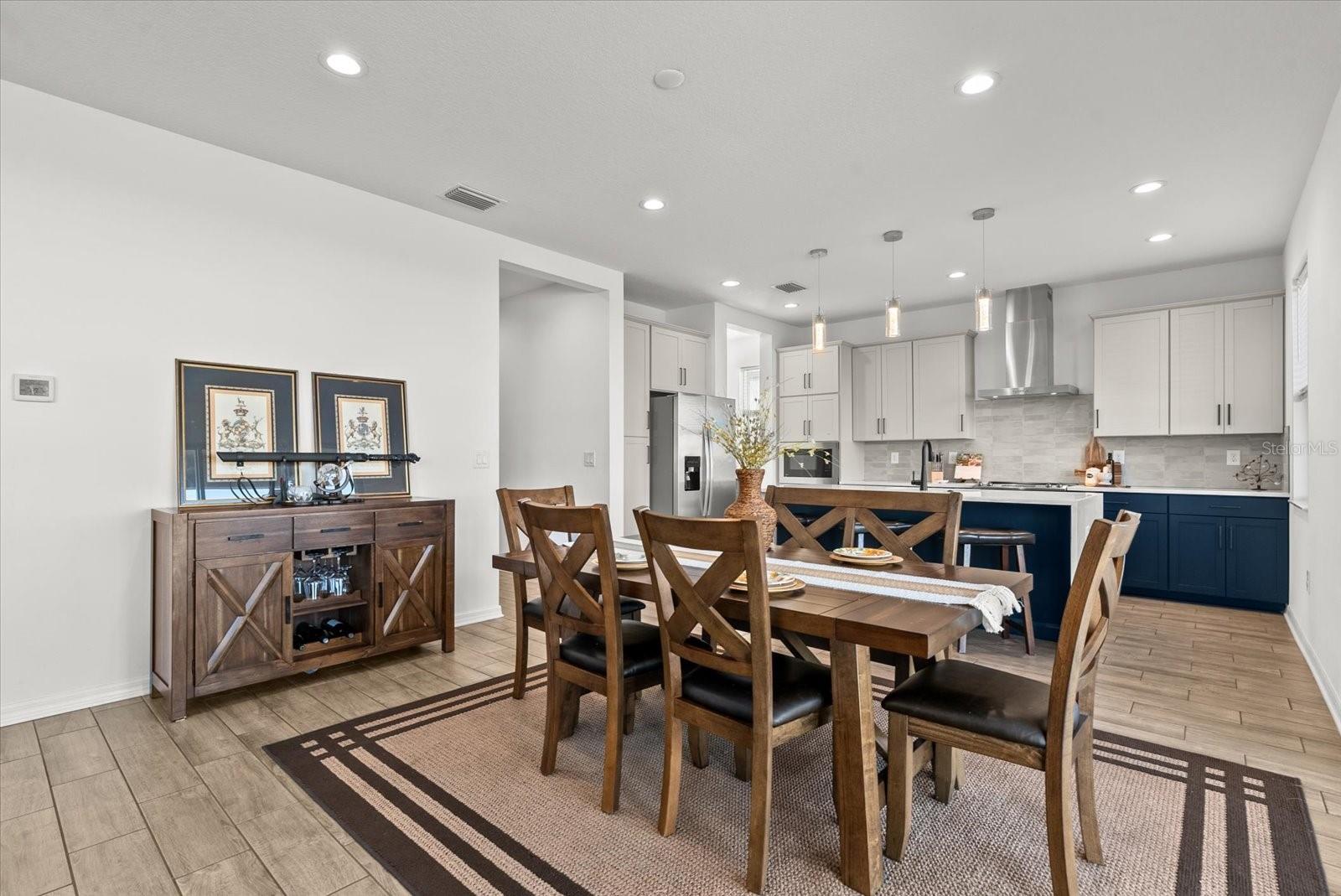 Image 12 of 45 For 8330 Abalone Loop