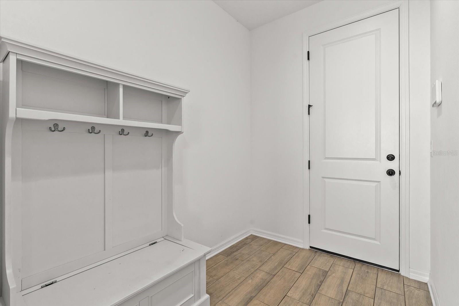 Image 20 of 45 For 8330 Abalone Loop