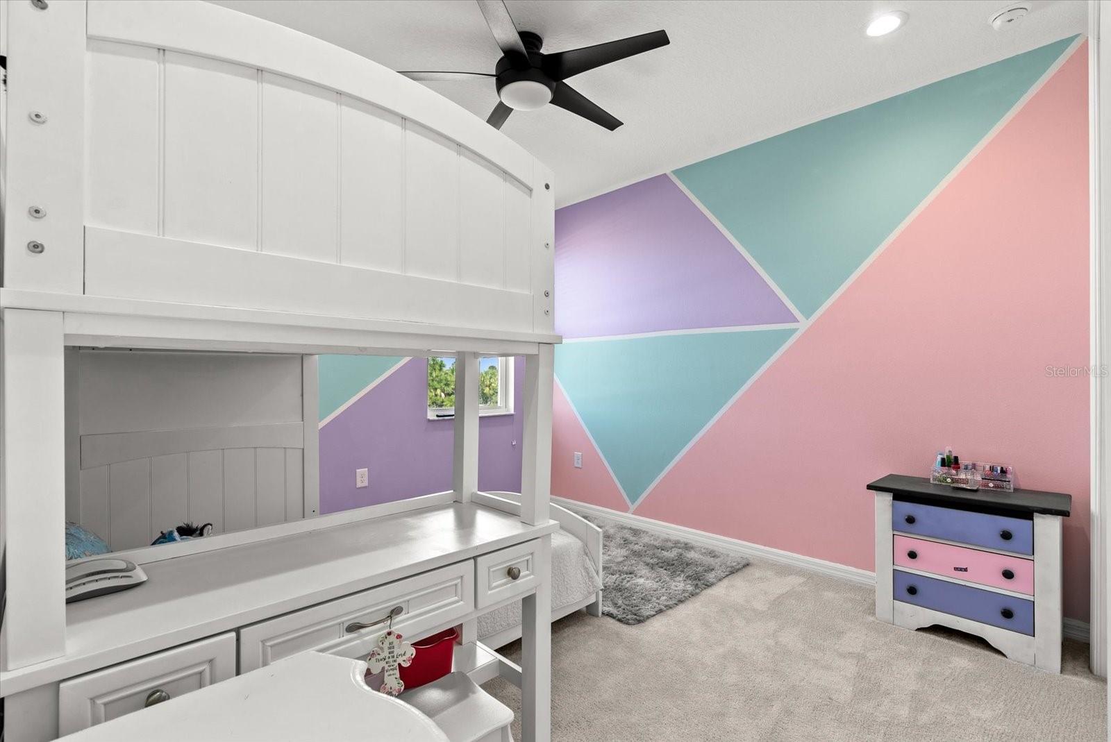 Image 28 of 45 For 8330 Abalone Loop