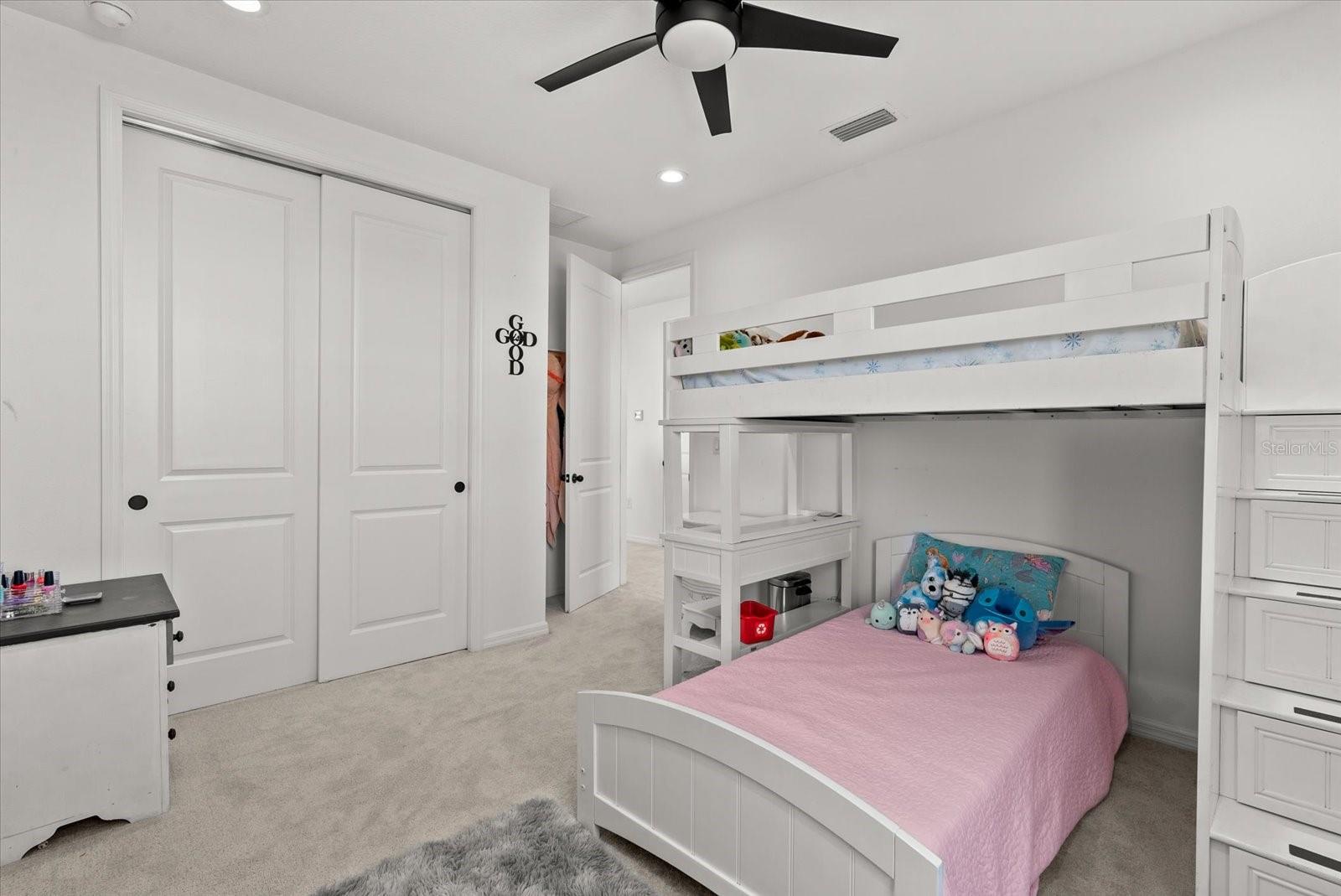 Image 29 of 45 For 8330 Abalone Loop