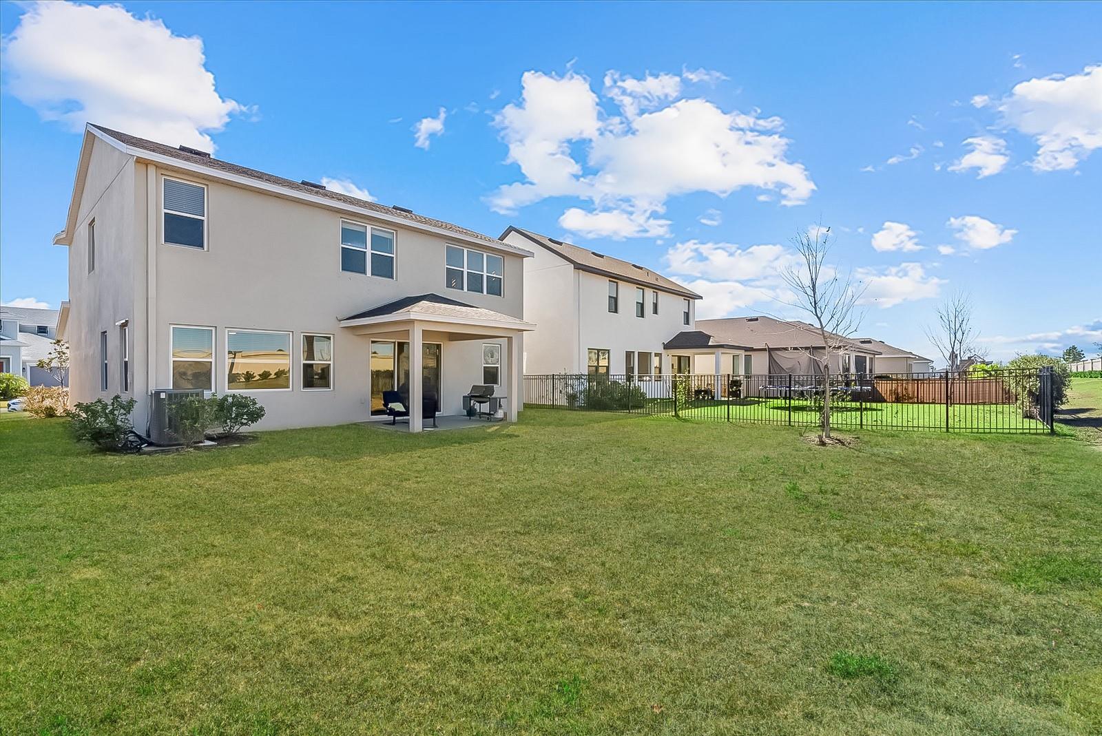 Image 38 of 45 For 8330 Abalone Loop