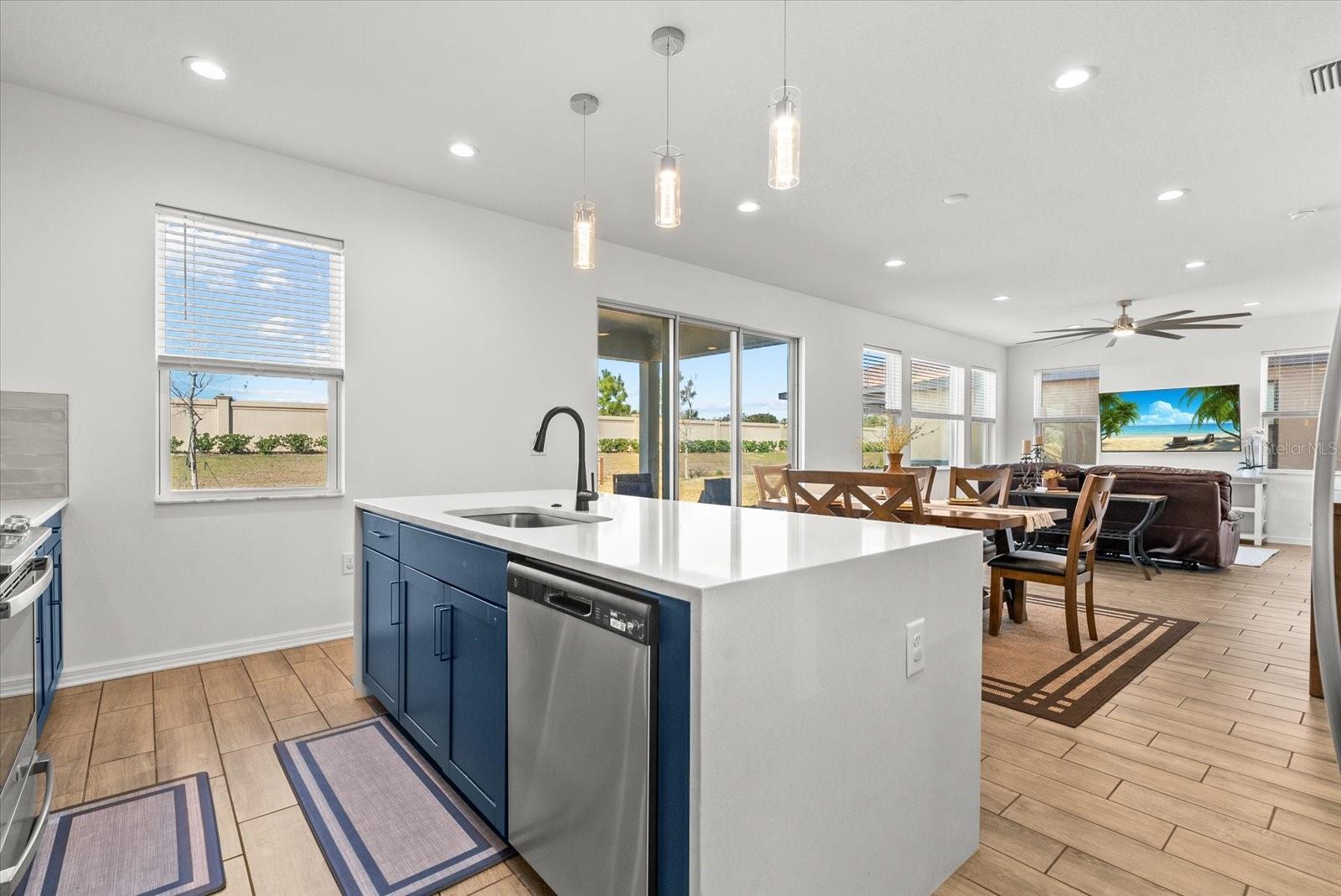 Image 7 of 45 For 8330 Abalone Loop