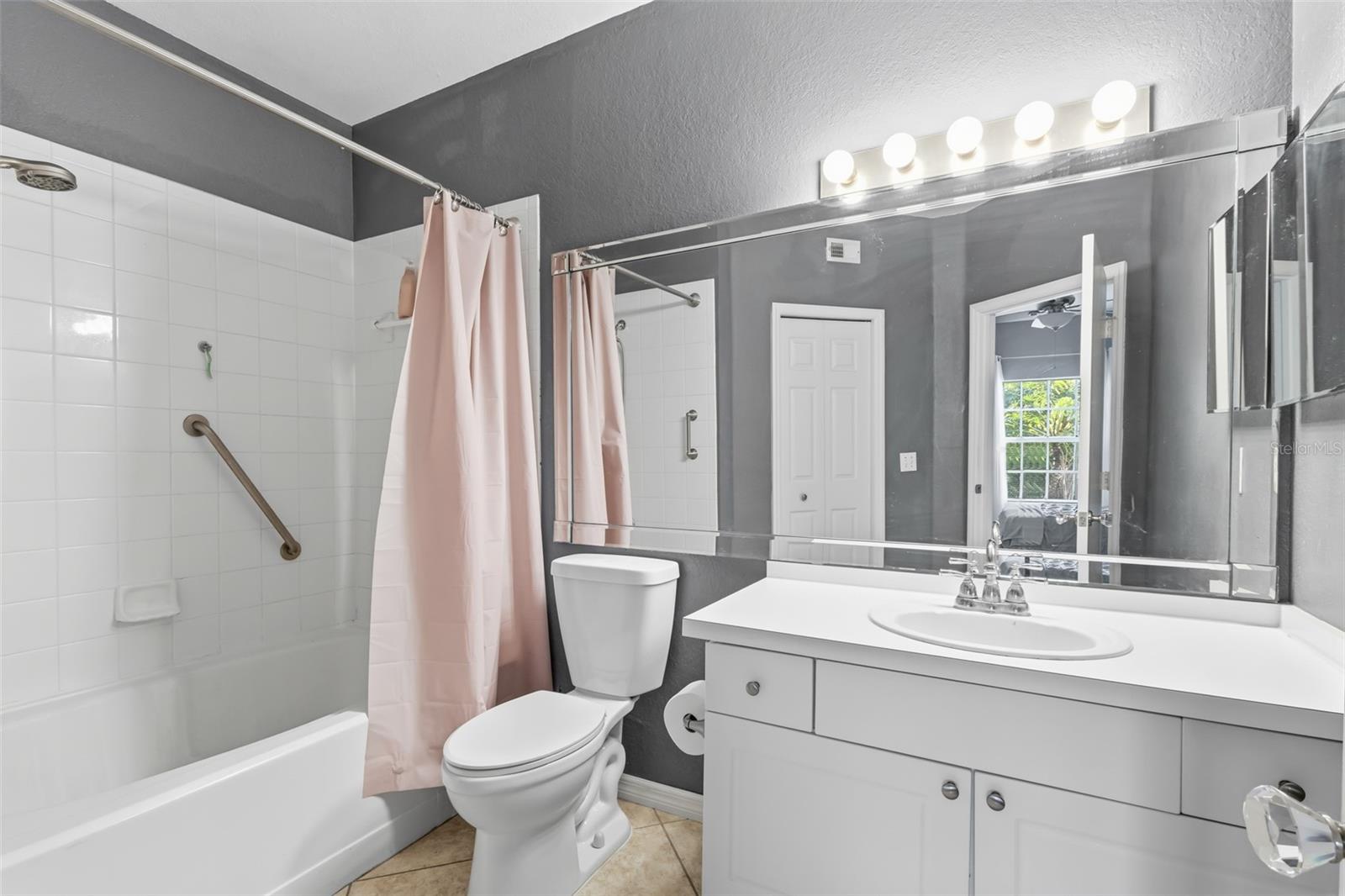 Image 27 of 50 For 5180 Northridge Road 110