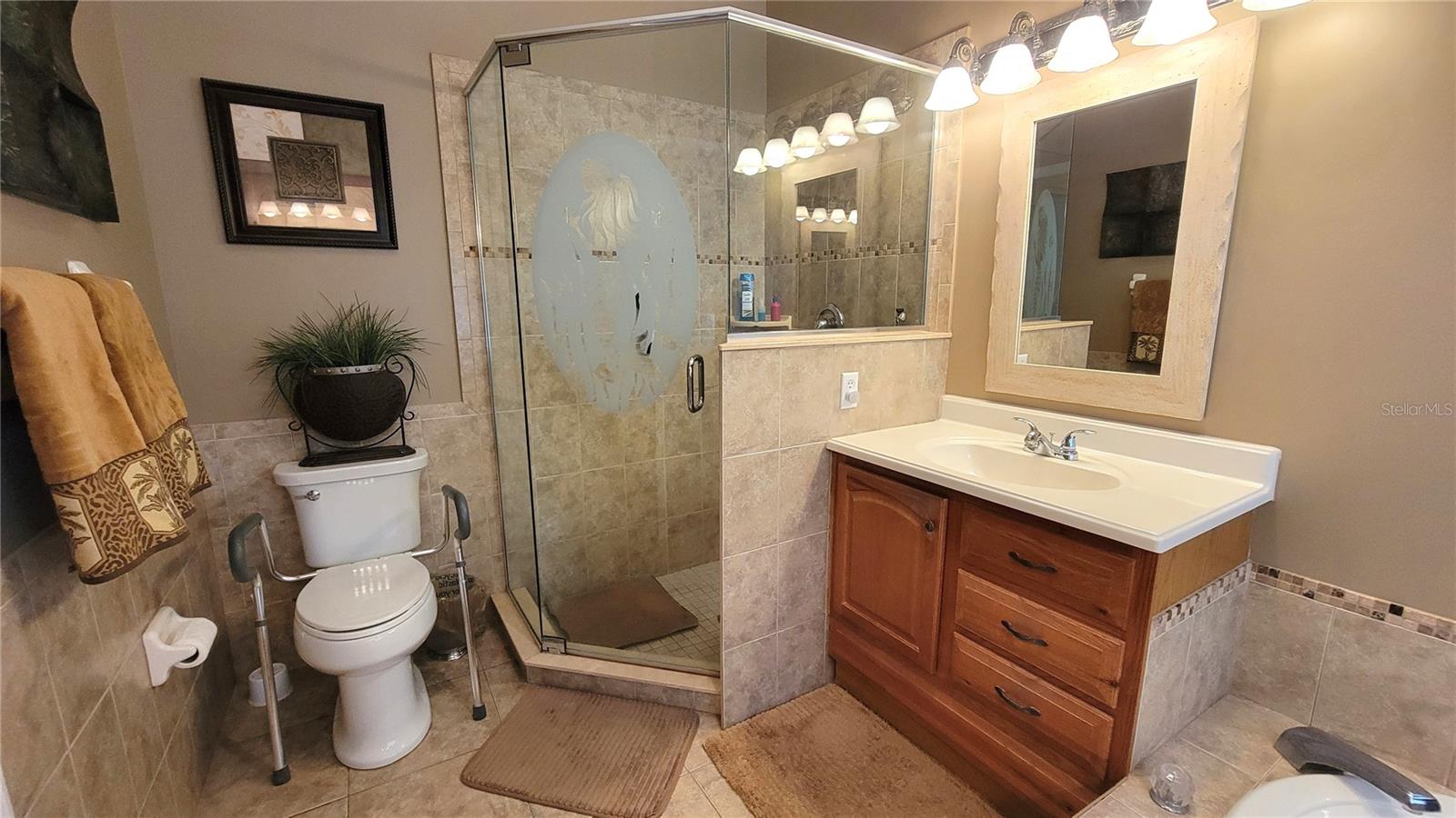 Image 21 of 72 For 7015 Pleasant Hill Road