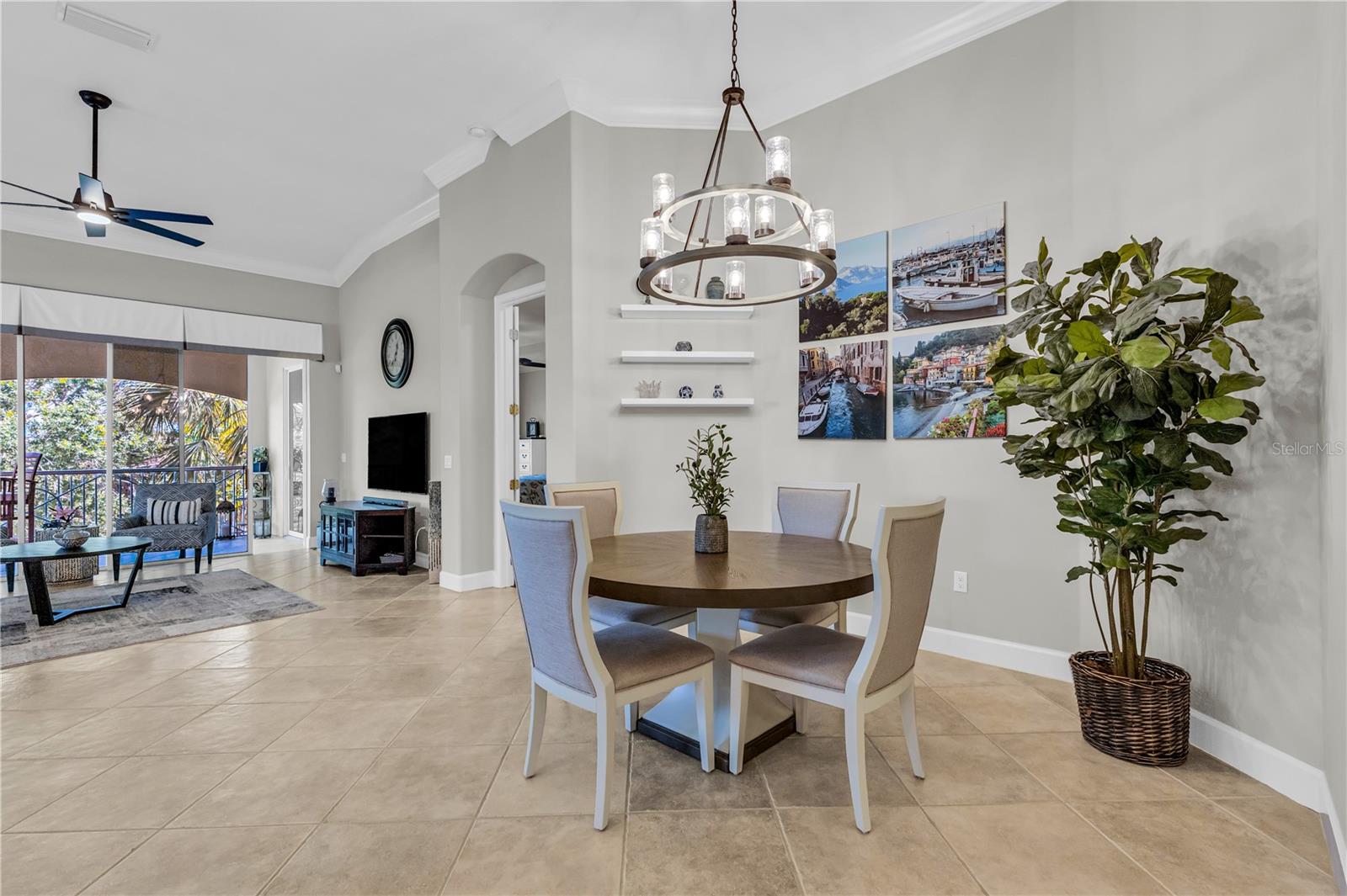 Image 22 of 61 For 927 River Basin Court 201c