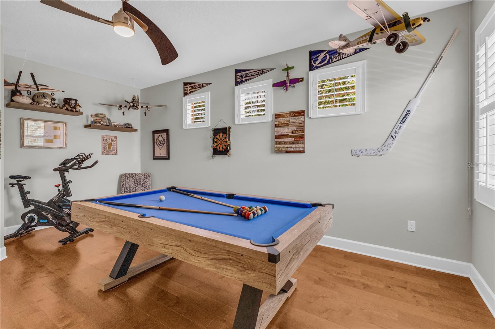 Image 41 of 61 For 927 River Basin Court 201c