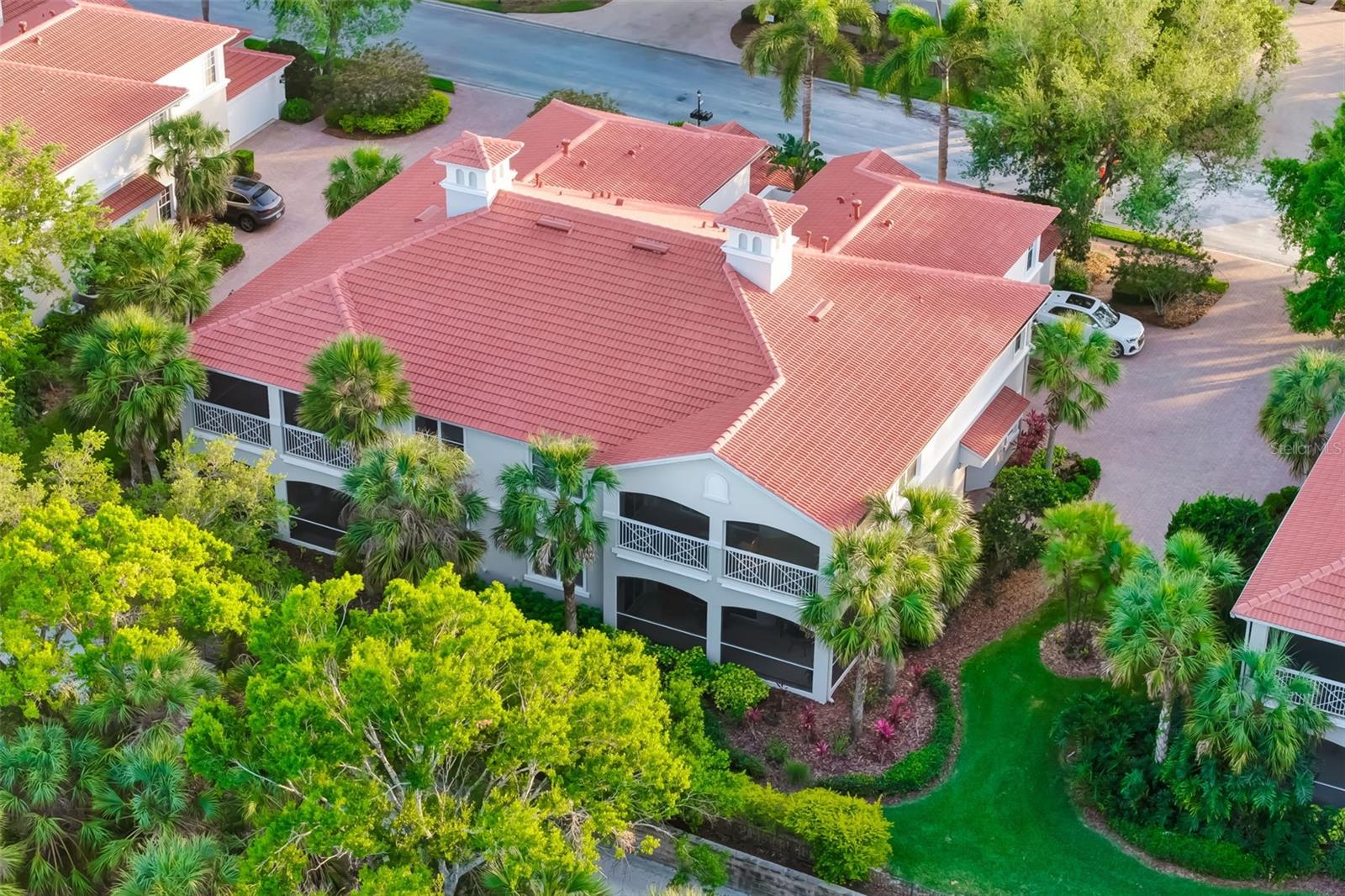 Image 55 of 61 For 927 River Basin Court 201c