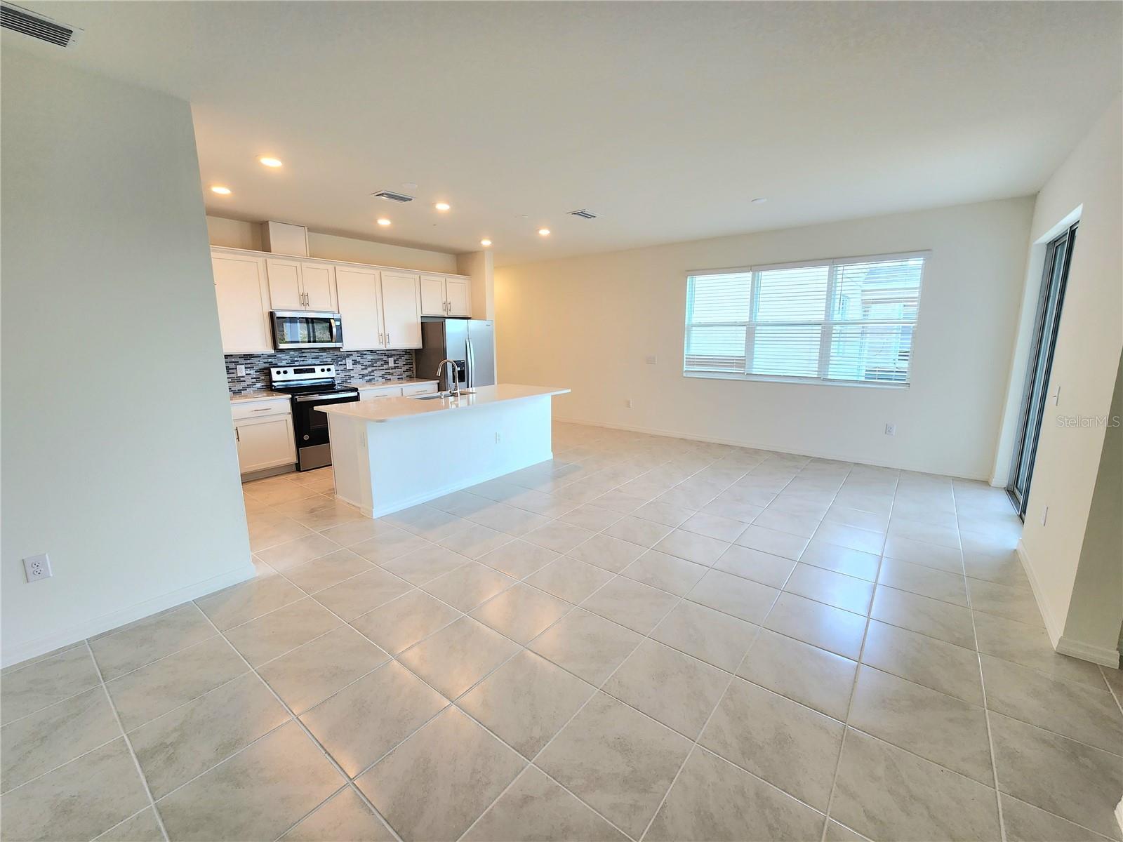 Image 10 of 41 For 11434 Gallatin Trail