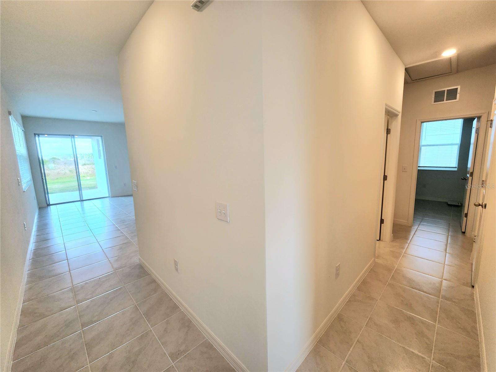 Image 14 of 41 For 11434 Gallatin Trail