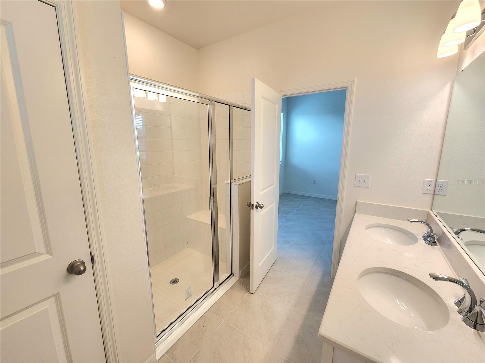 Image 19 of 41 For 11434 Gallatin Trail