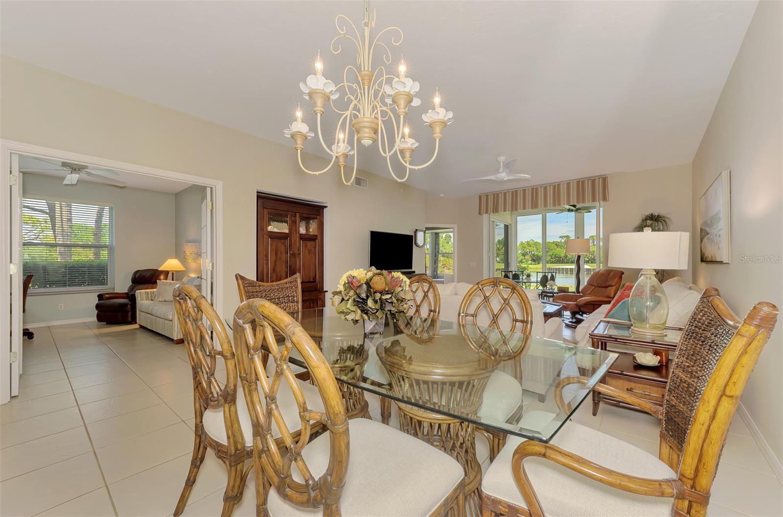 Image 14 of 85 For 8911 Veranda Way 211