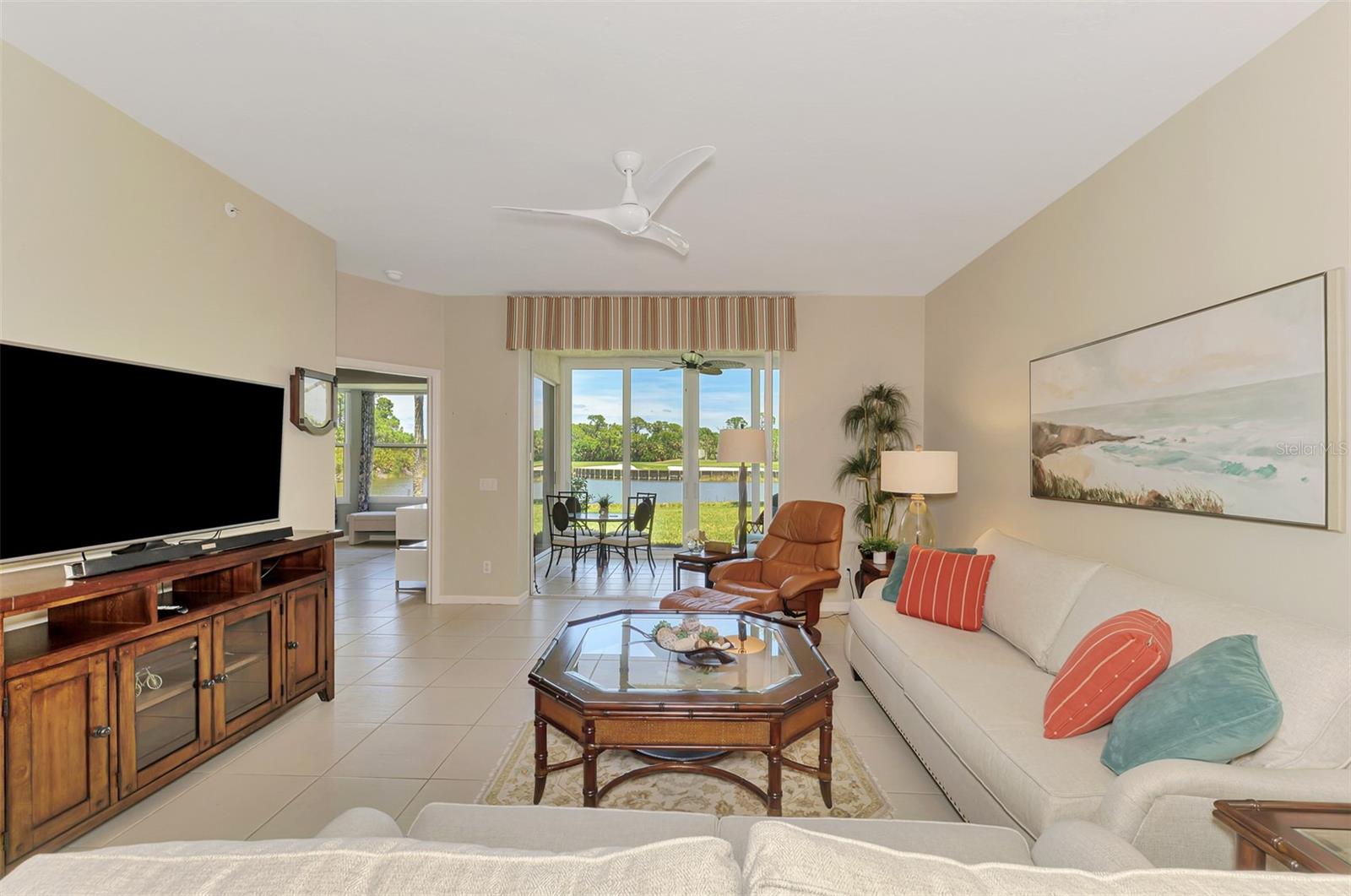 Image 16 of 85 For 8911 Veranda Way 211