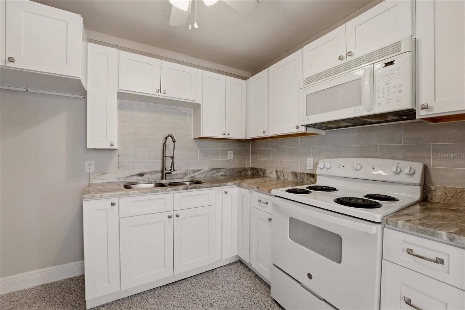 Image 27 of 50 For 4515-4517 103rd Street Court W