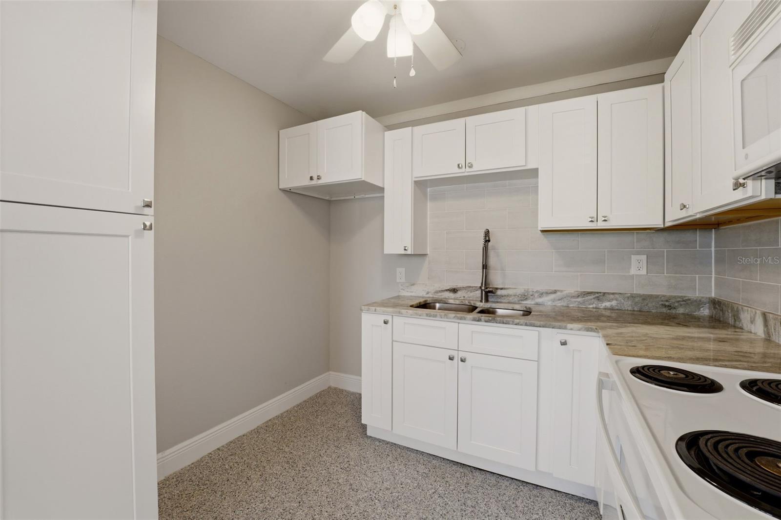 Image 28 of 50 For 4515-4517 103rd Street Court W