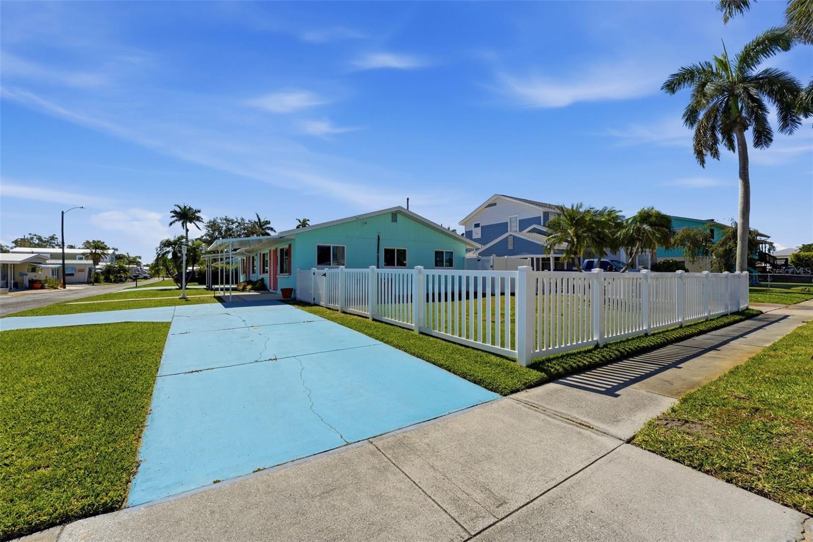 Image 36 of 50 For 4515-4517 103rd Street Court W