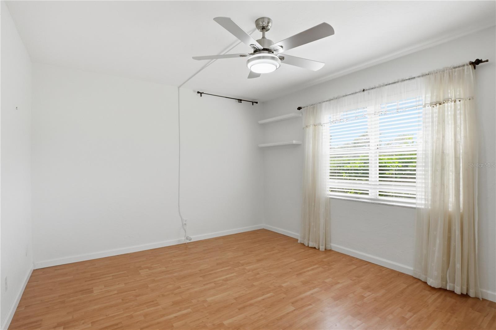 Image 14 of 19 For 7860 Palm Aire Lane 103