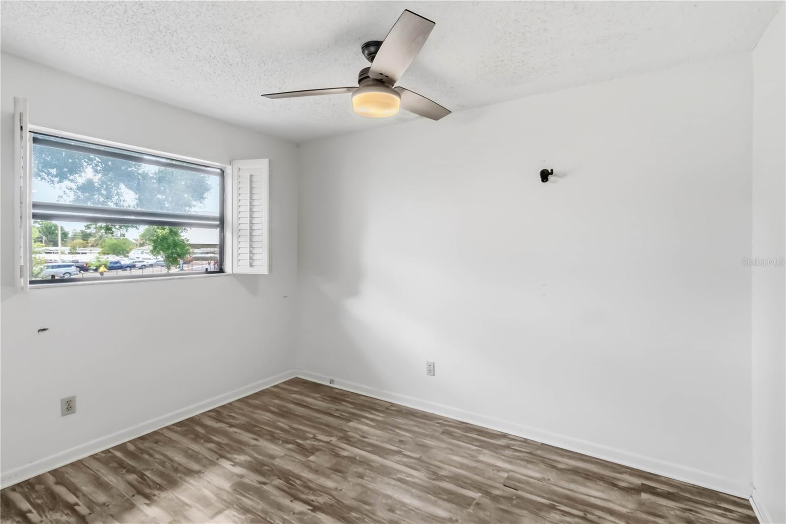 Image 13 of 22 For 4951 91st Avenue N 33