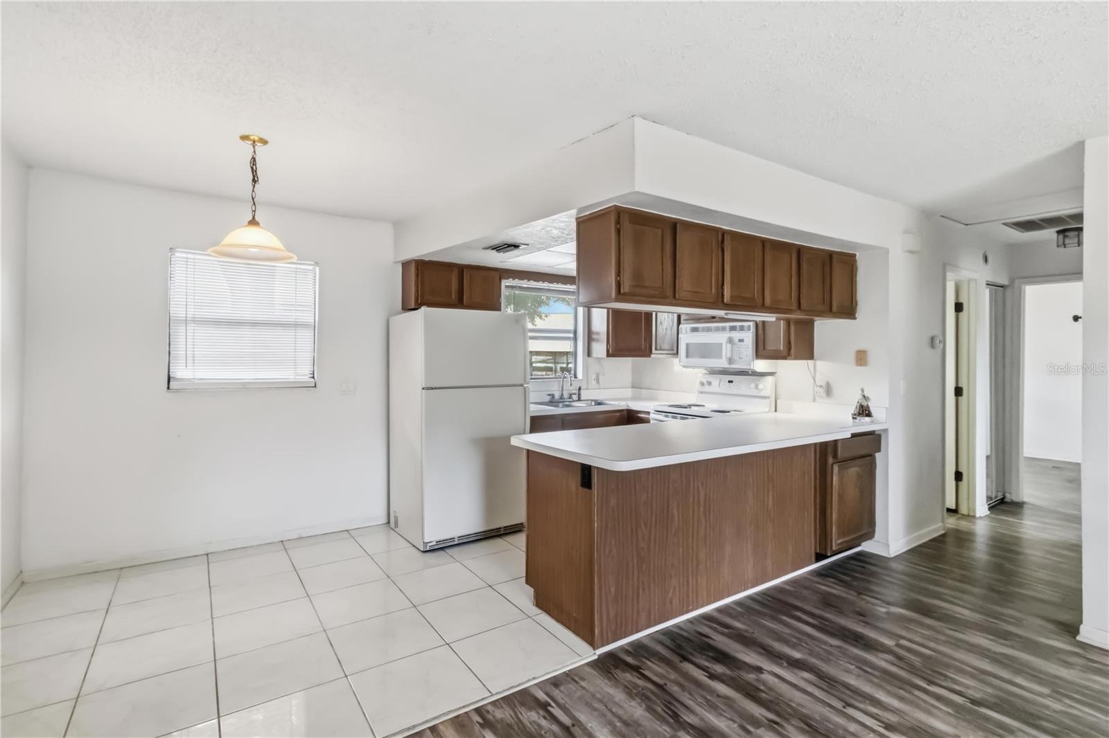 Image 9 of 22 For 4951 91st Avenue N 33