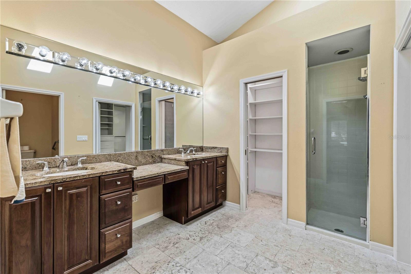 Image 10 of 24 For 4021 Jardin Lane