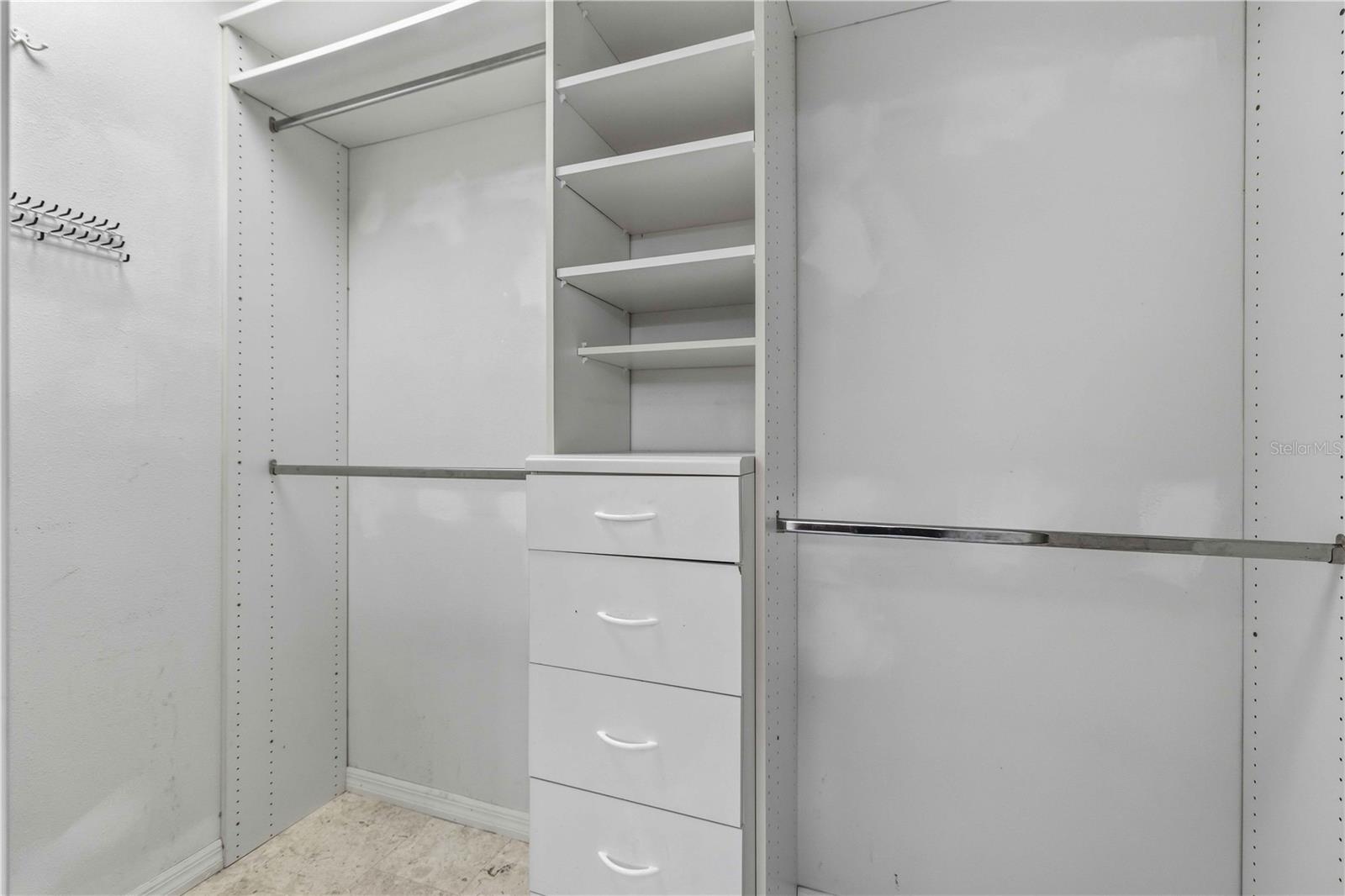 Image 11 of 24 For 4021 Jardin Lane