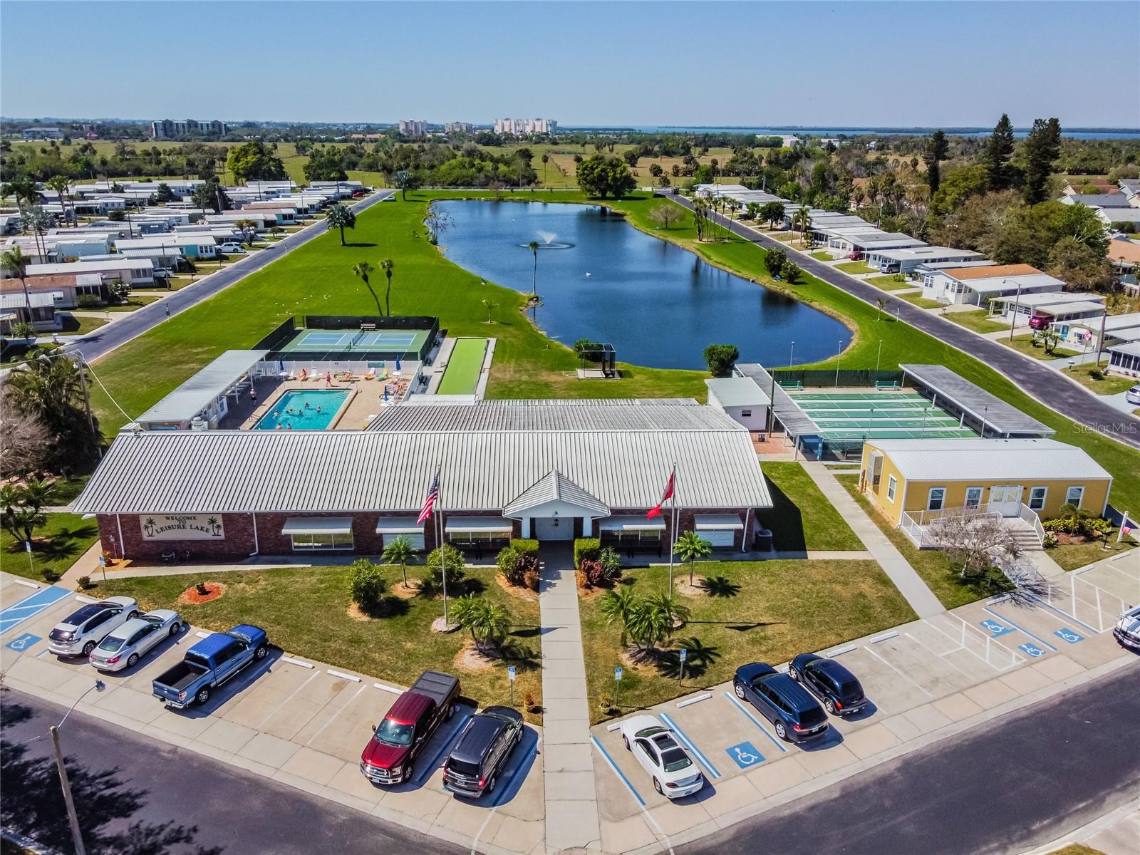 Image 5 of 9 For 2900 8th Avenue W 18