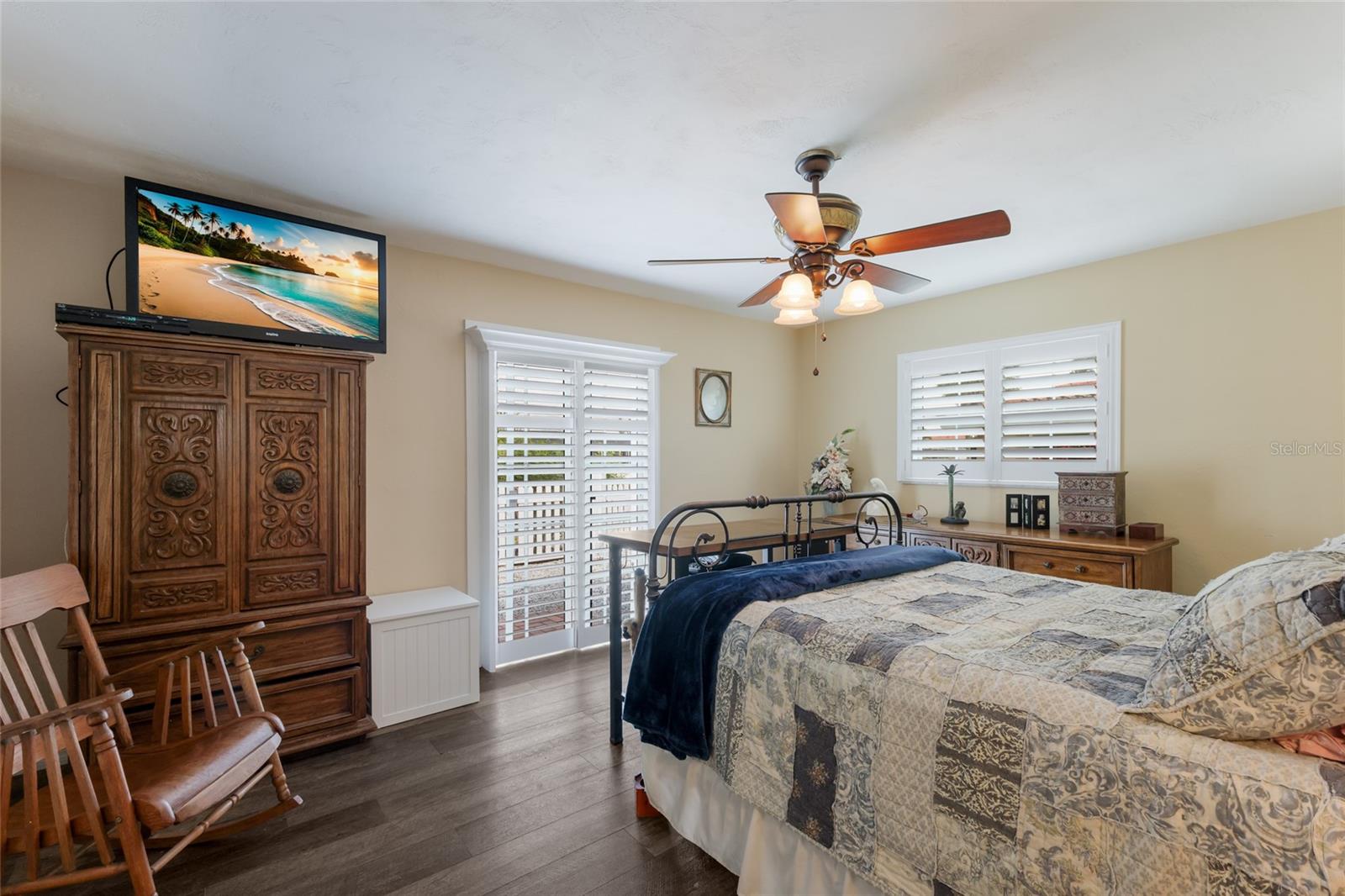 Image 19 of 38 For 5007 Bimini Drive