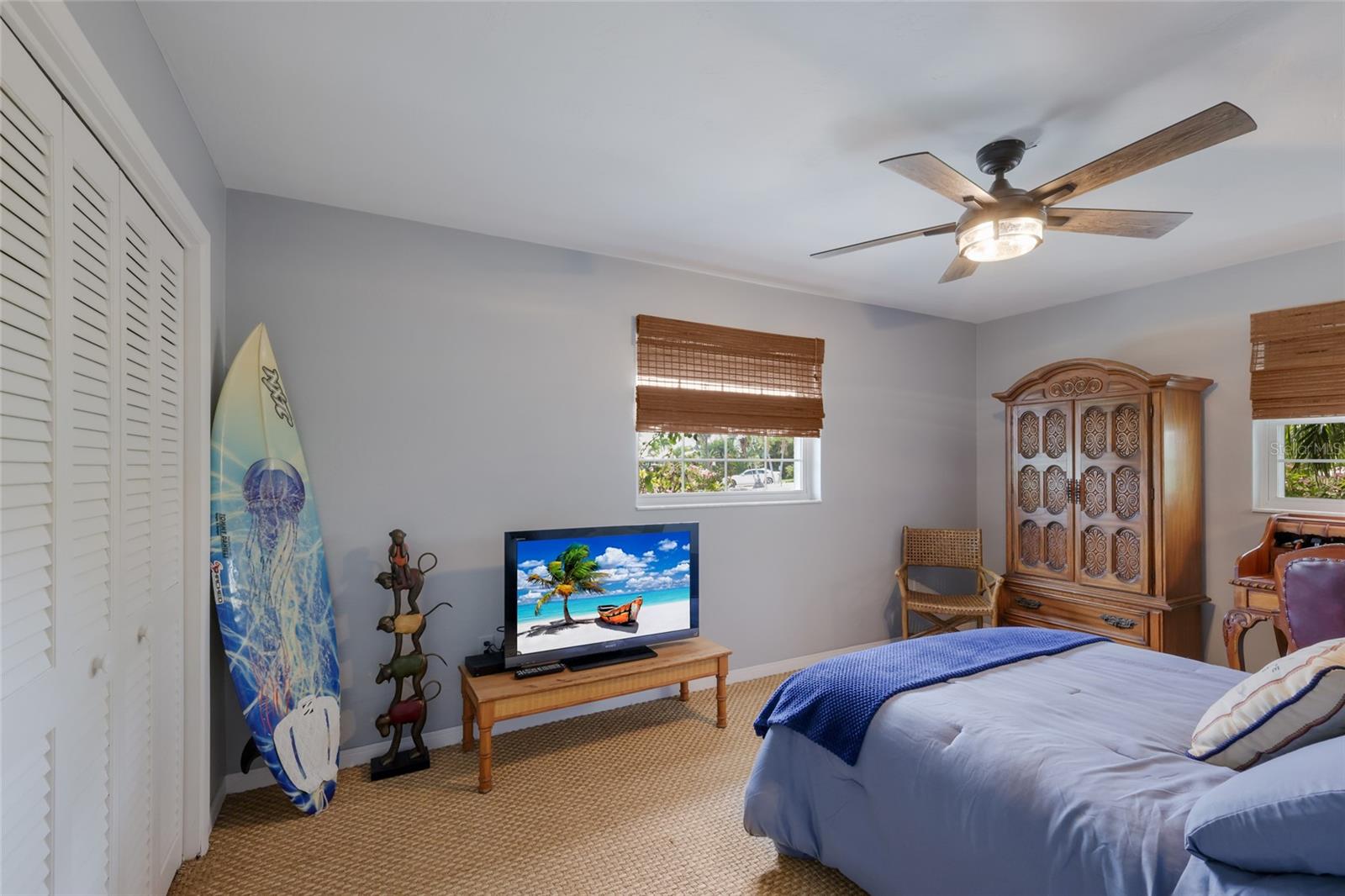 Image 24 of 38 For 5007 Bimini Drive