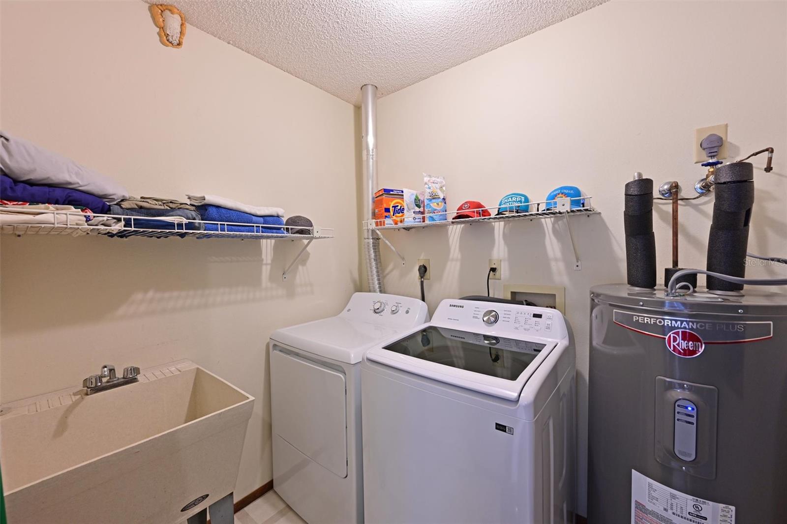 Image 17 of 28 For 8103 13th Avenue Nw