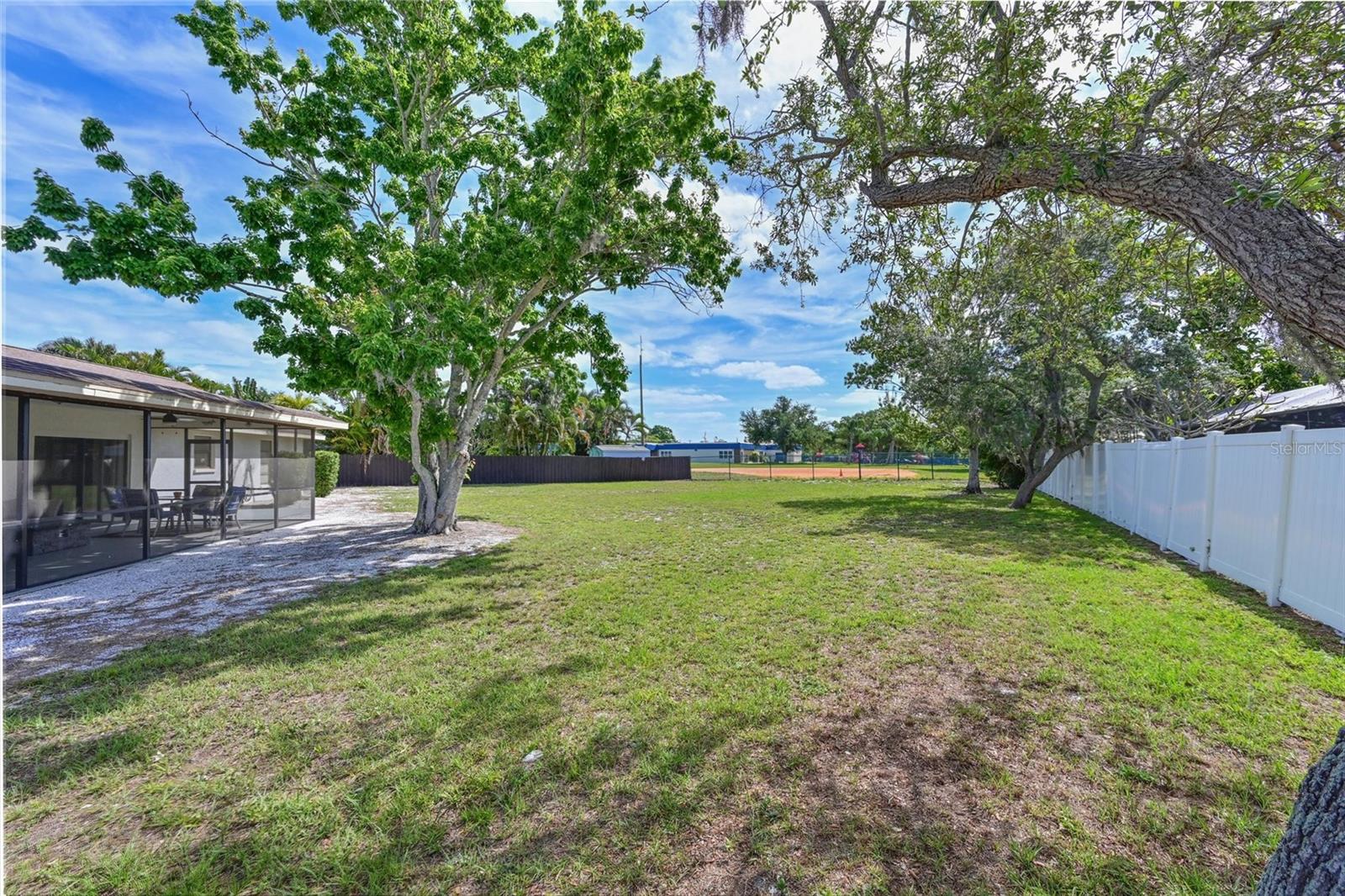 Image 21 of 28 For 8103 13th Avenue Nw