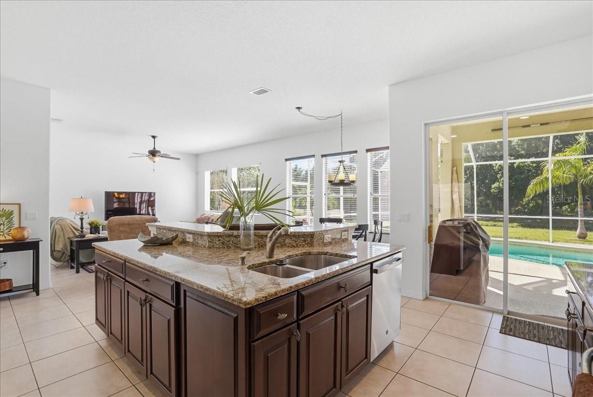 Image 14 of 47 For 5809 Lexington Drive