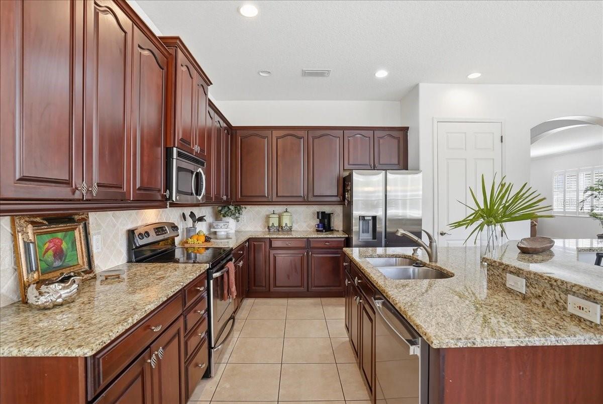 Image 15 of 47 For 5809 Lexington Drive